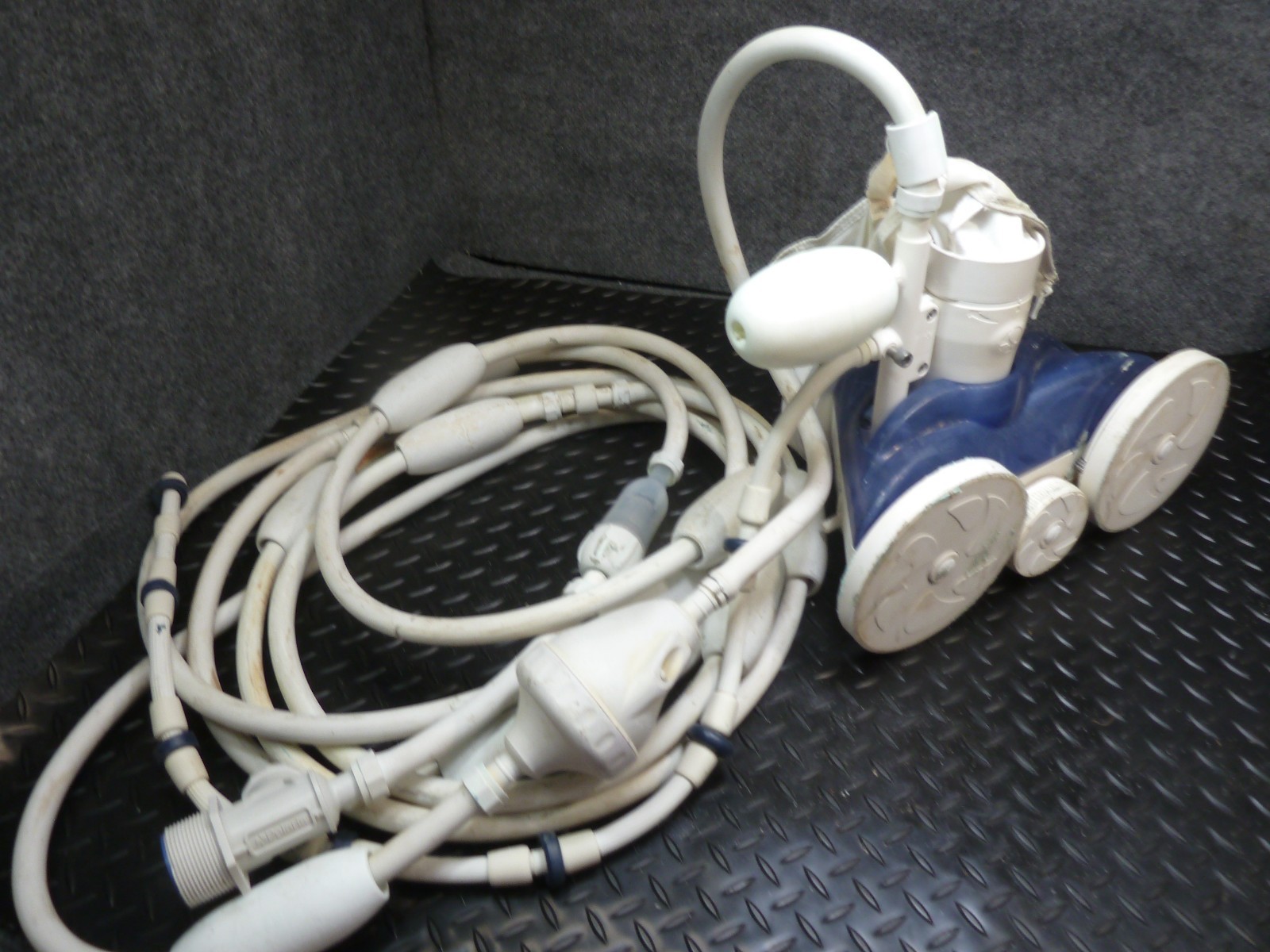 Polaris Vac-Sweep 280 Pressure blue Pool Cleaner For Parts