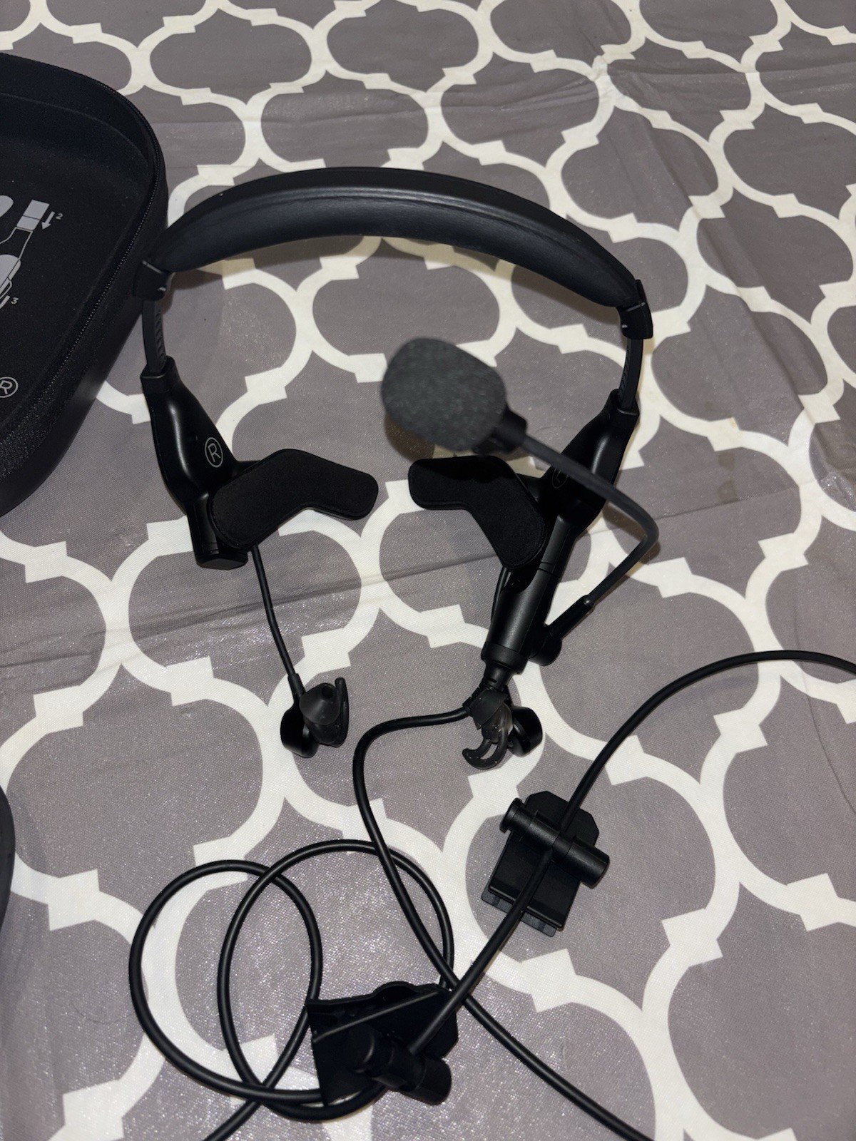 Bose ProFlight Series 2 Aviation Headset Black NON Bluetooth. Tested Working