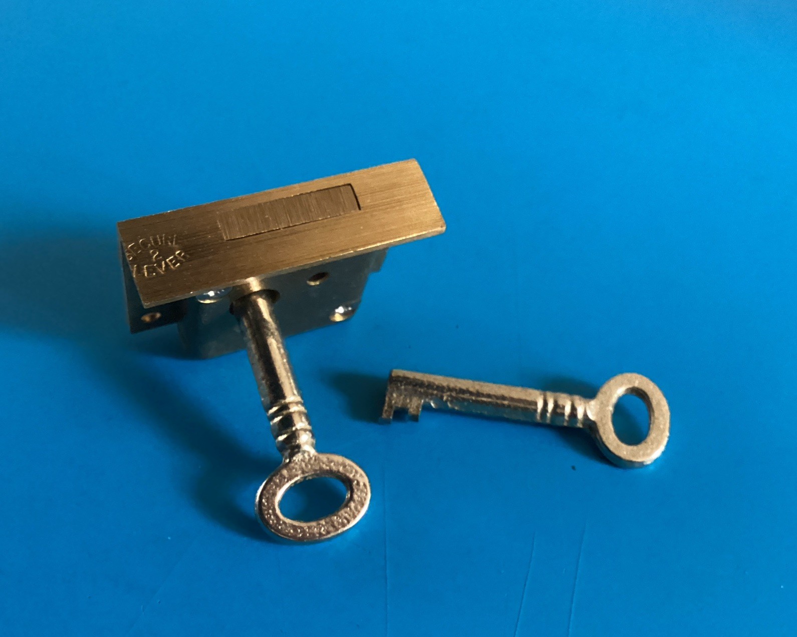 Antique Brass Half Mortise Drawer / Bureau Fall Lock 39mm X 30mm X 11 + 2 Keys.