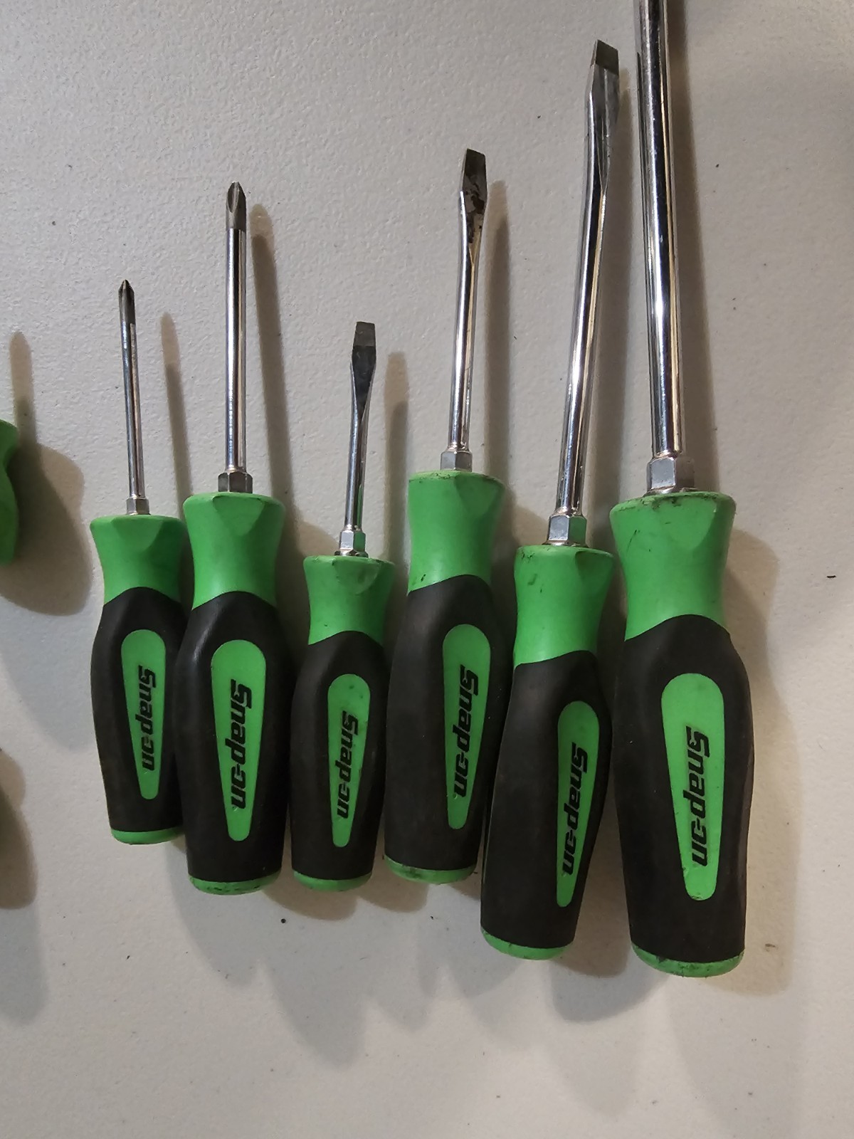 Snap-On 8 Piece Flat/Phillips Green Instinct Grip Combination Screwdriver Set,