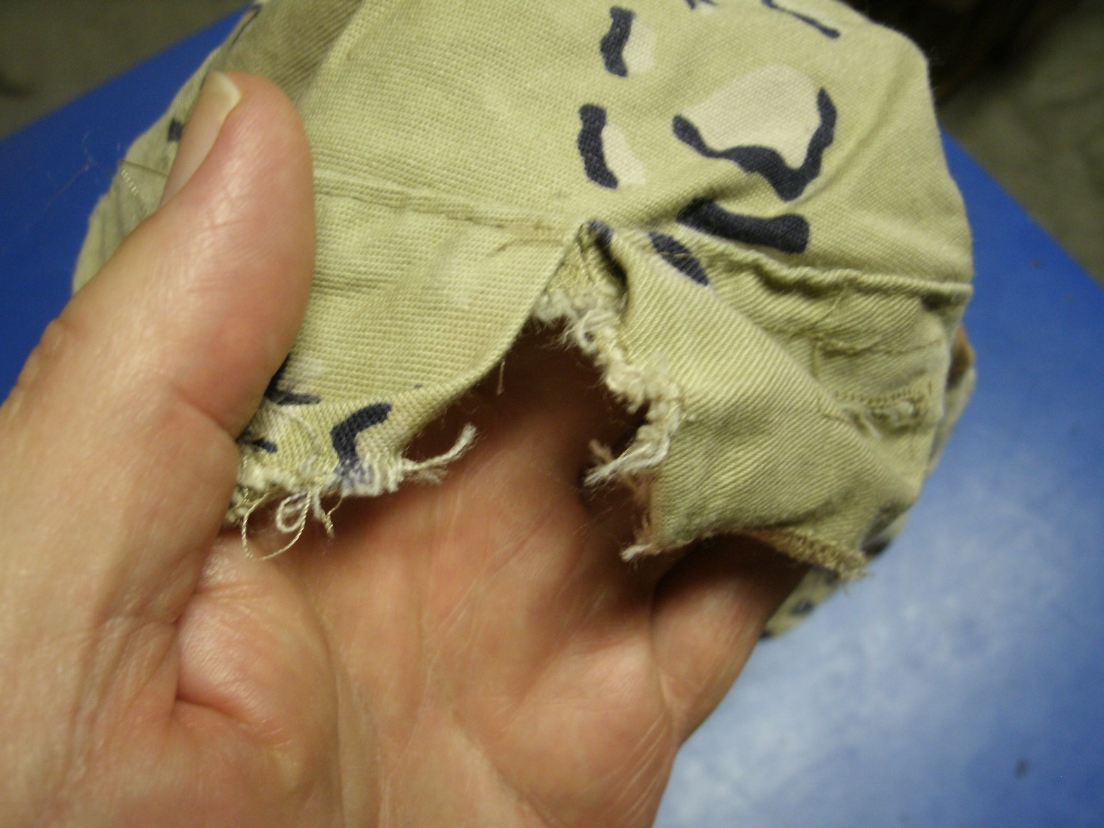 LOT OF 6 DESERT HELMET COVERS FOR MEDIUM / LARGE PASGT HELMET