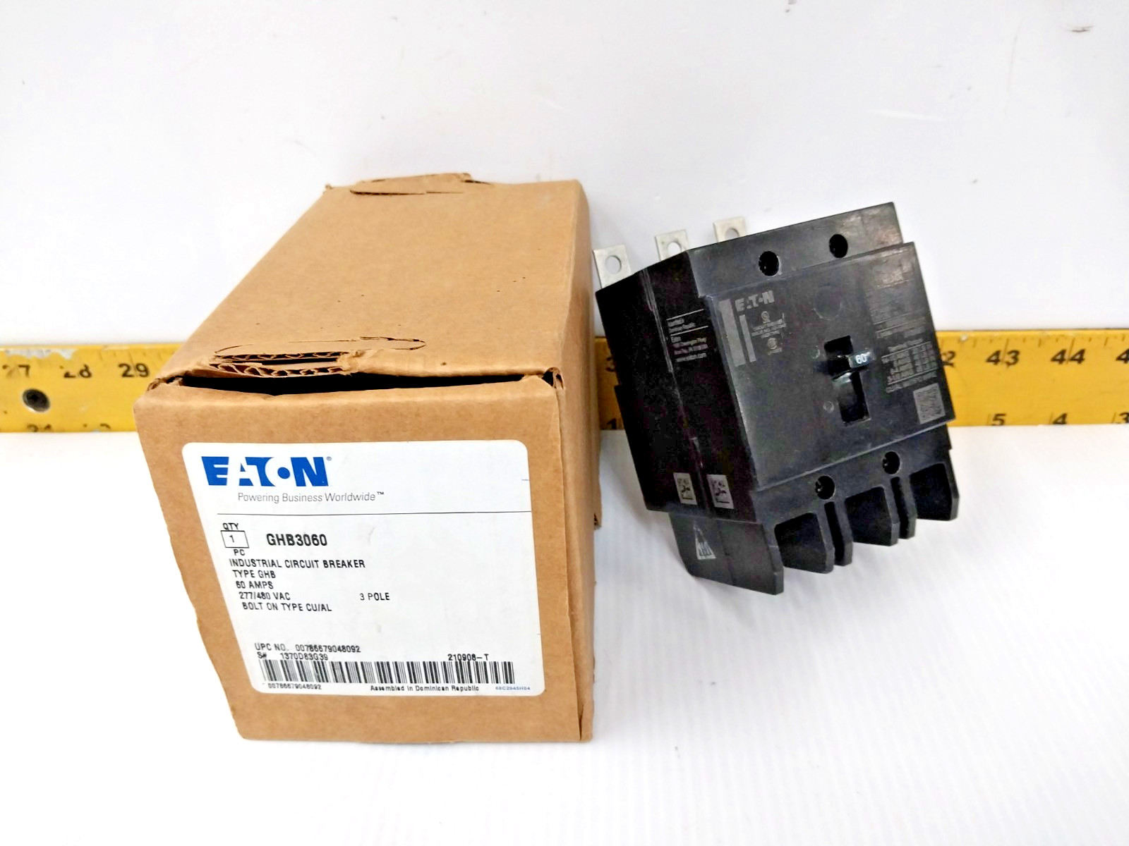 New Eaton 60 Amp Bolt-On Circuit Breaker 277/480 VAC 3 Pole  GHB3060