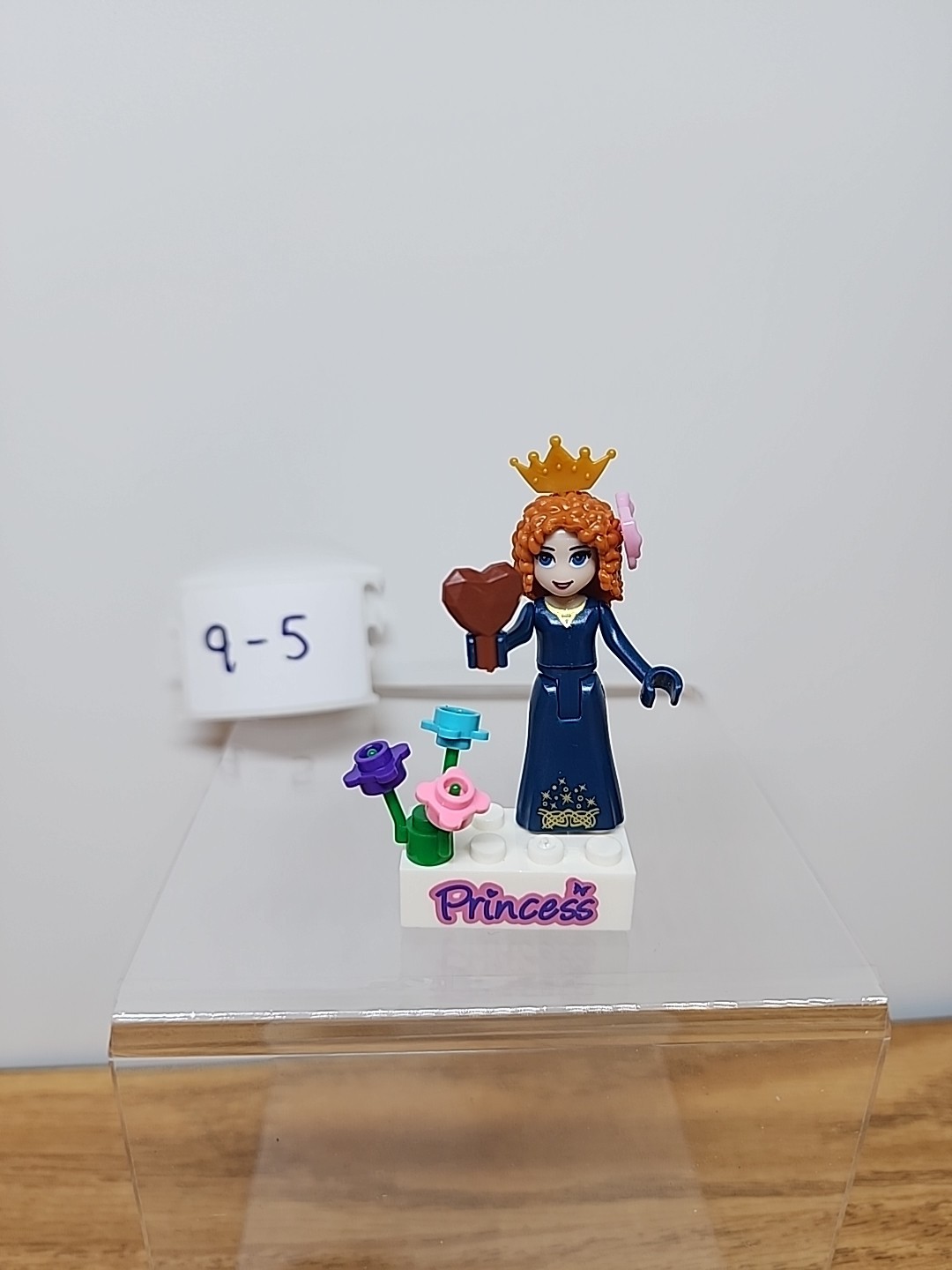 Merida With Flowers Custom Minifigure Brand New