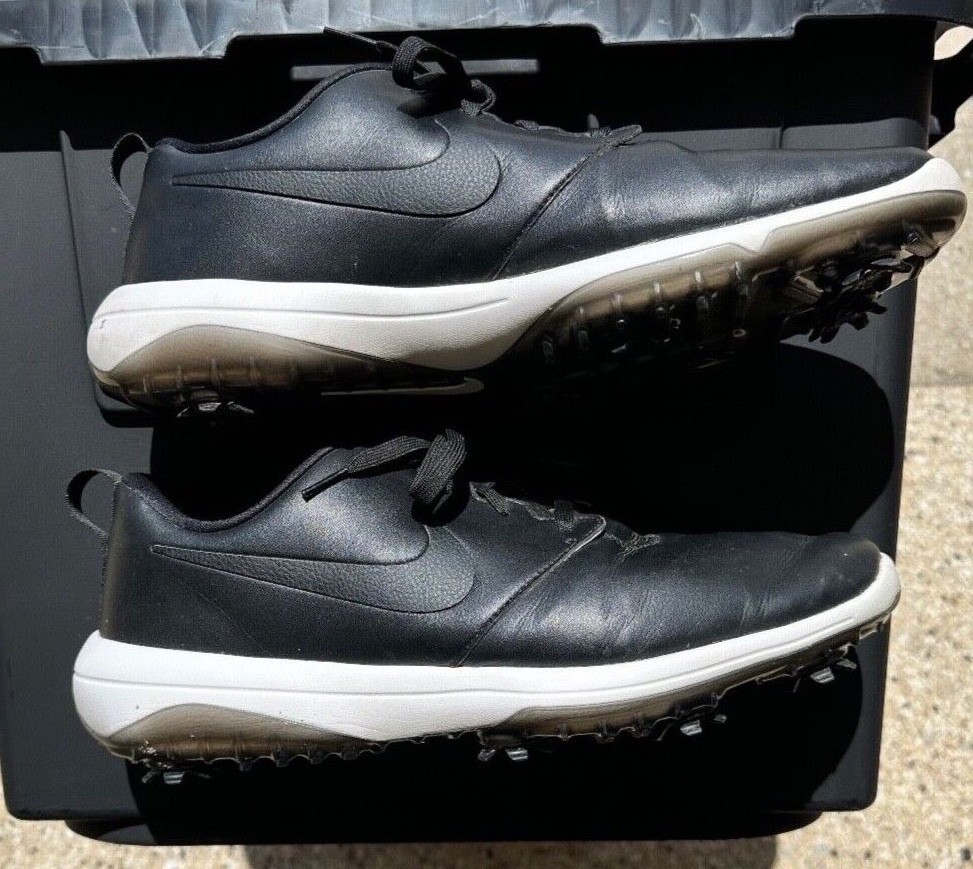 Nike Roshe Golf Shoes Cleats Mens Size 11.5 Black Athletic Golfing Sneakers