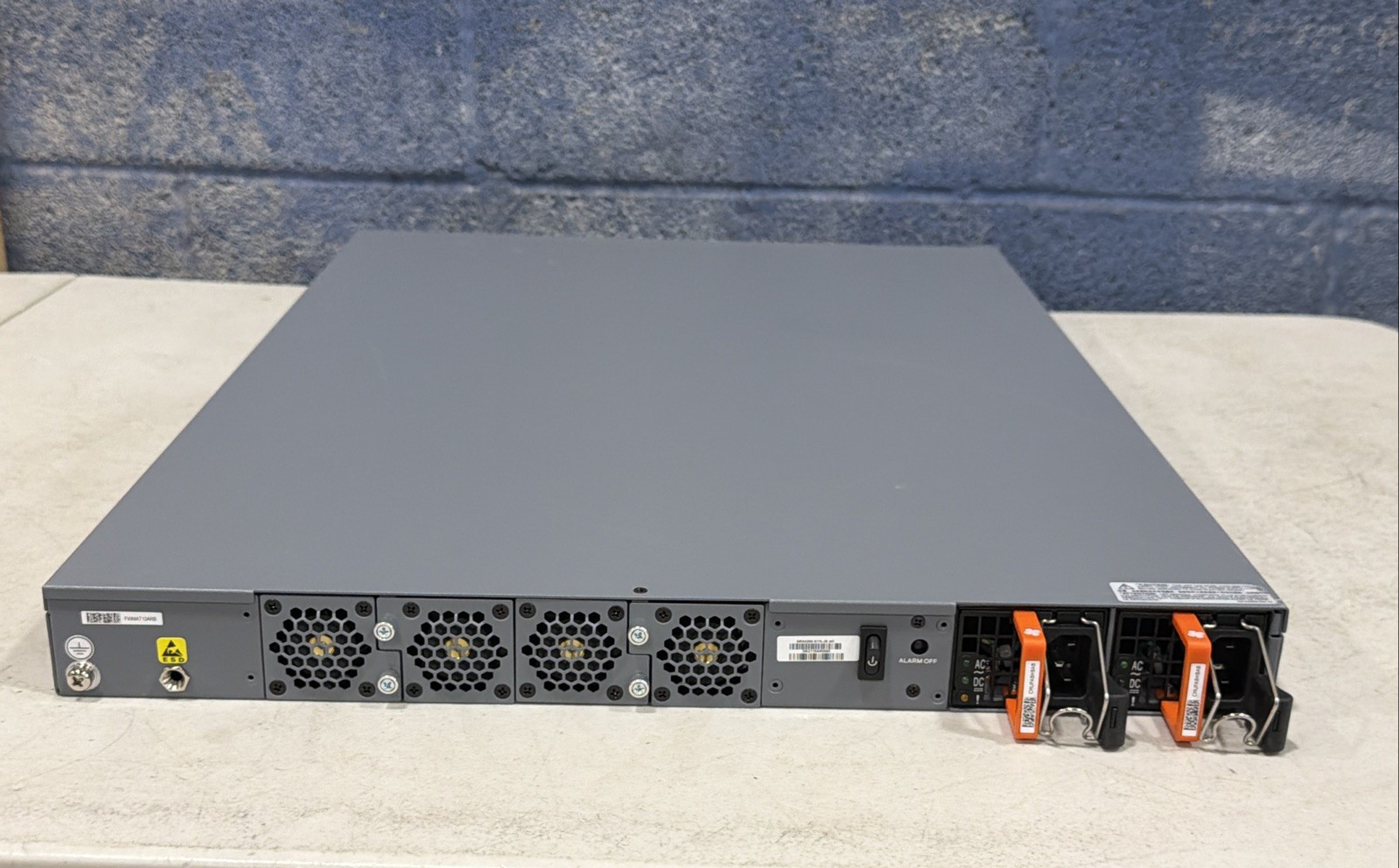 Juniper SRX4200 Enterprise Firewall Security Gateway | SRX4200-SYS-JE-AC