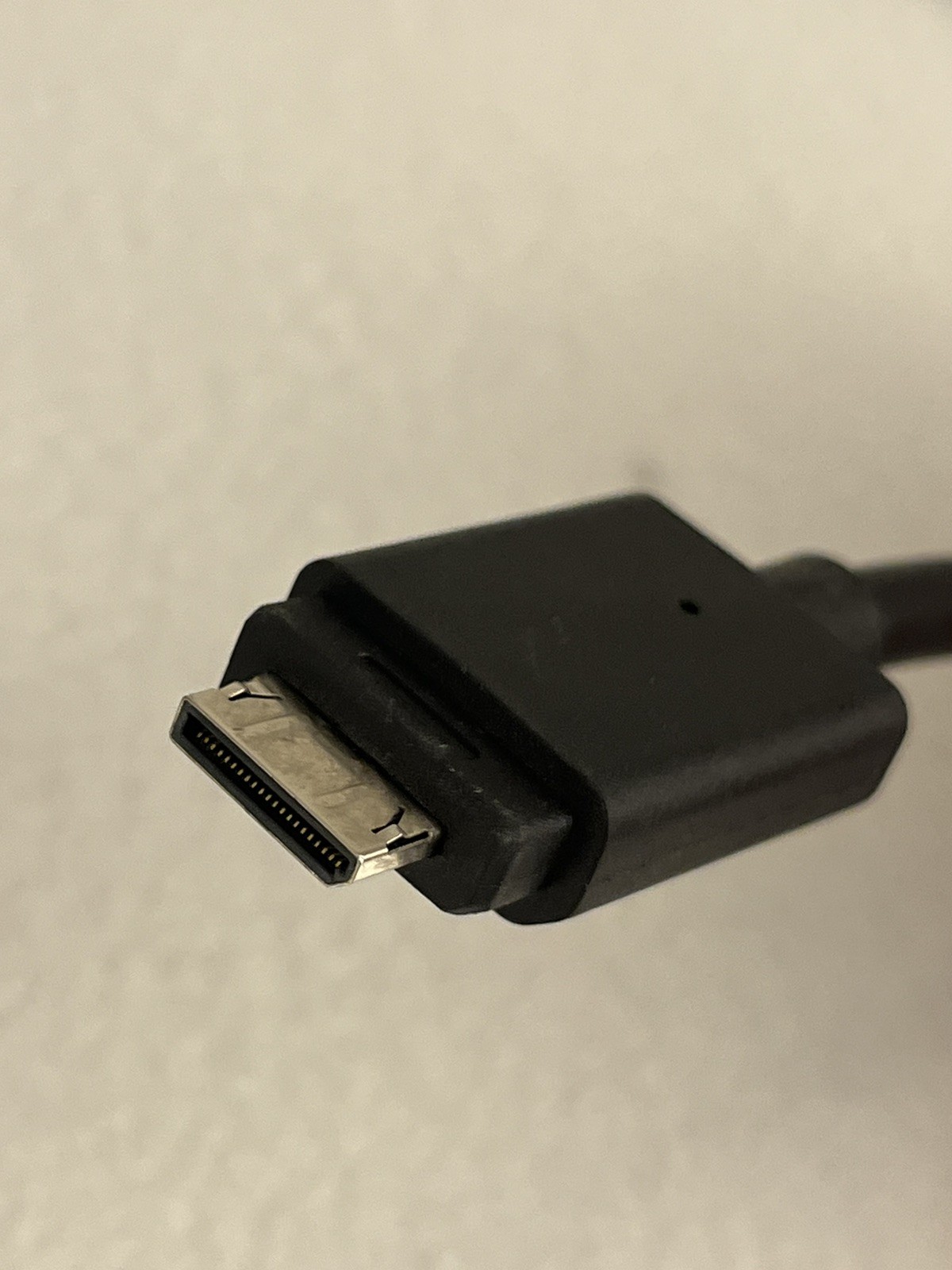 Valve Index VR Headset and Cables only / DAMAGED TETHER - Tested