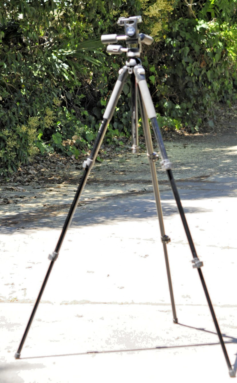 Manfroto 3047 Tripod, 6 ft high, not used much