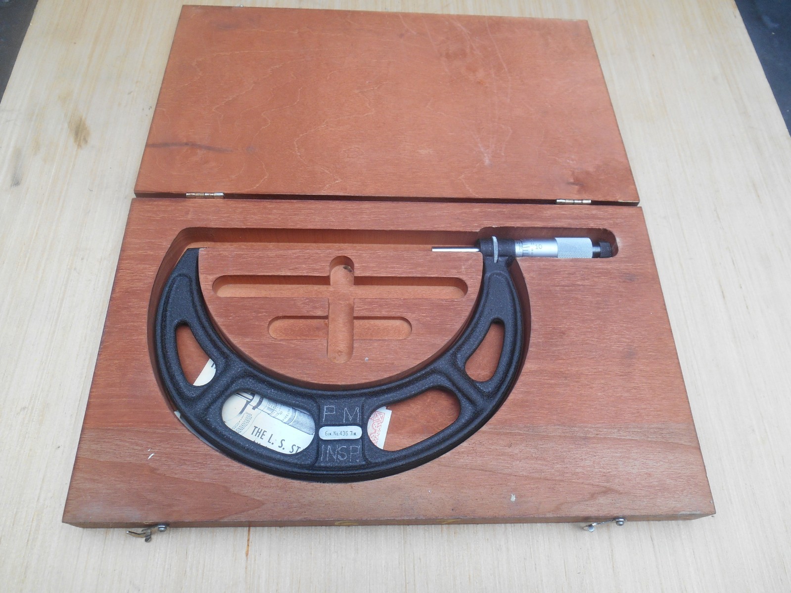 Starrett No. 436, Machinists 6  - 7  Micrometer, .0001  w/ Box