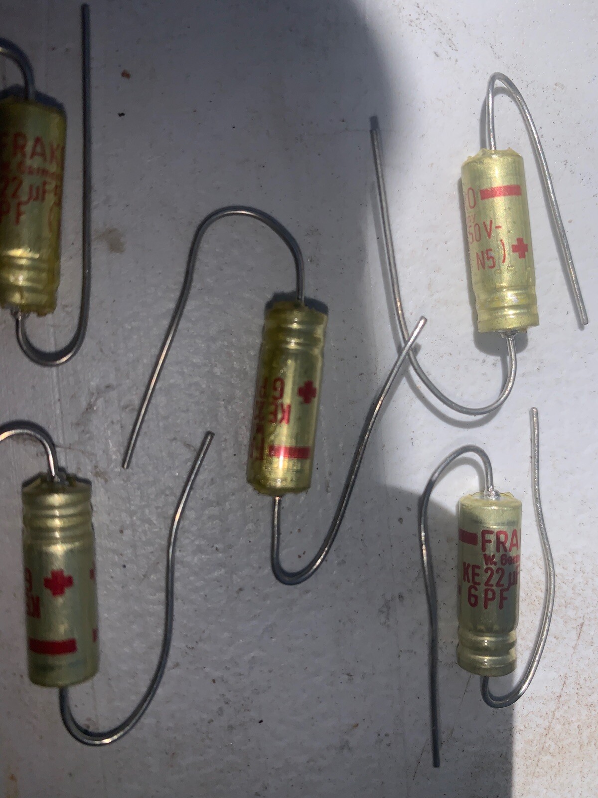 FRAKO 50 Volt KE 22uF Electrolytic Cap’s Axial GPF (M4)Red Mark NOS Qty (5)