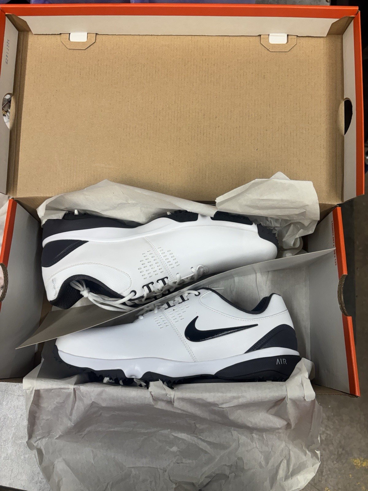Nike Air Rival III Men’s Golf Sneaker Low Top Lace Up White/Black 628533-101