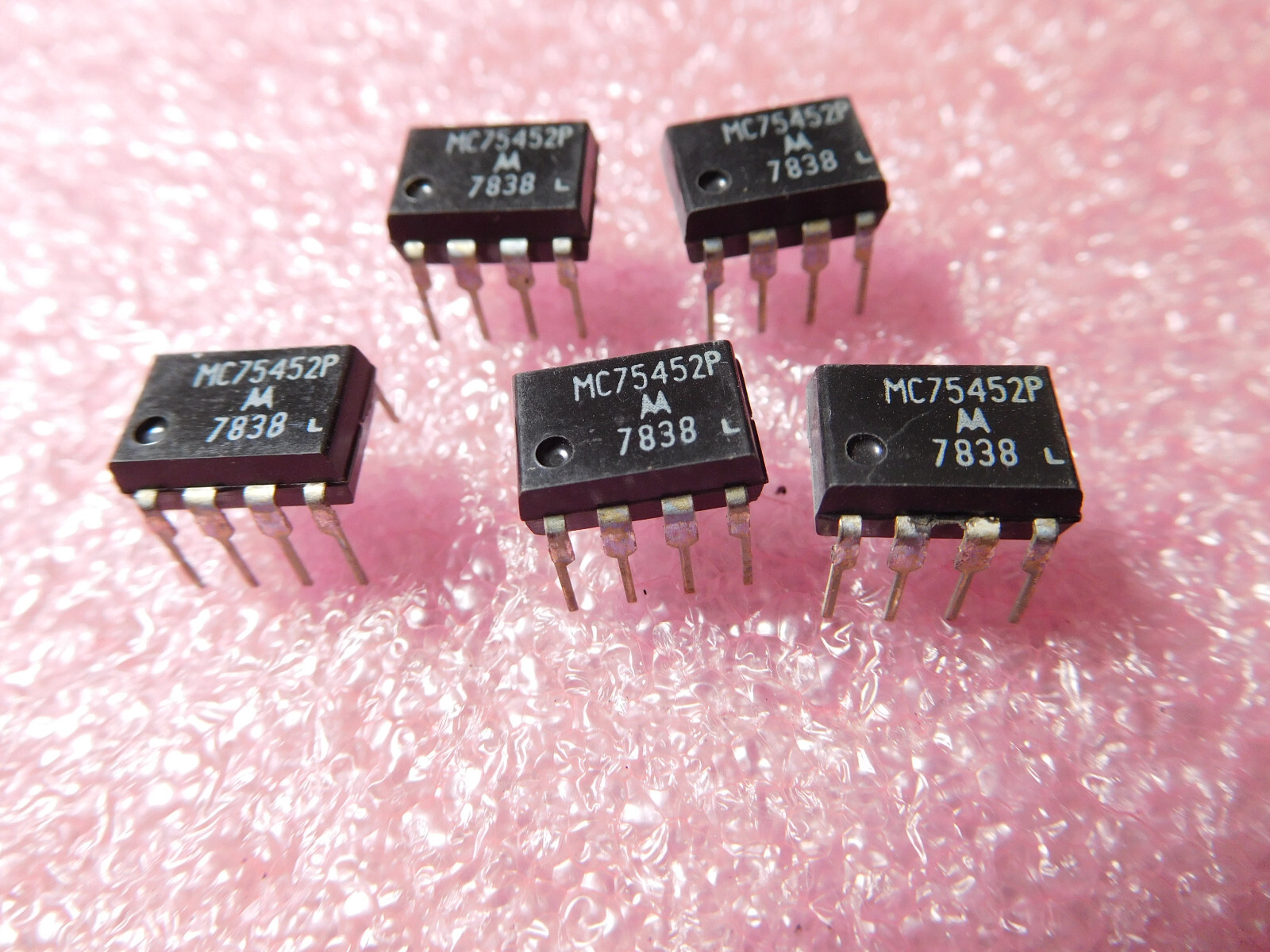 Lot of 5: Motorola MC75452 8-pin DIP New old stock. USA seller, fast ship