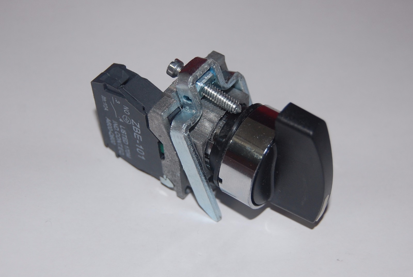 1PC 22mm Long Handle Selector switch 2 Position Fits XB4BJ41 1N/O Momentary