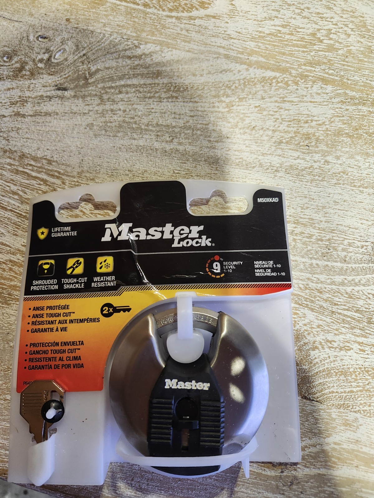 Master Lock M50XKAD Keyed Disc Padlock Security 9 Weather Resistant 2 Keys