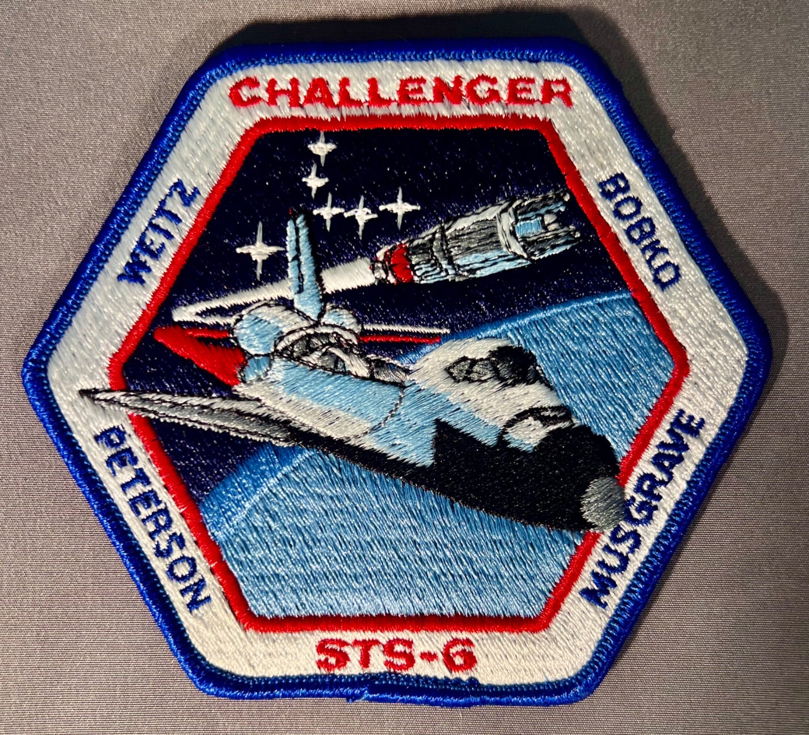VINTAGE ORIGINAL RARE SPACE SHUTTLE STS-6 CHALLENGER  PATCH NEW