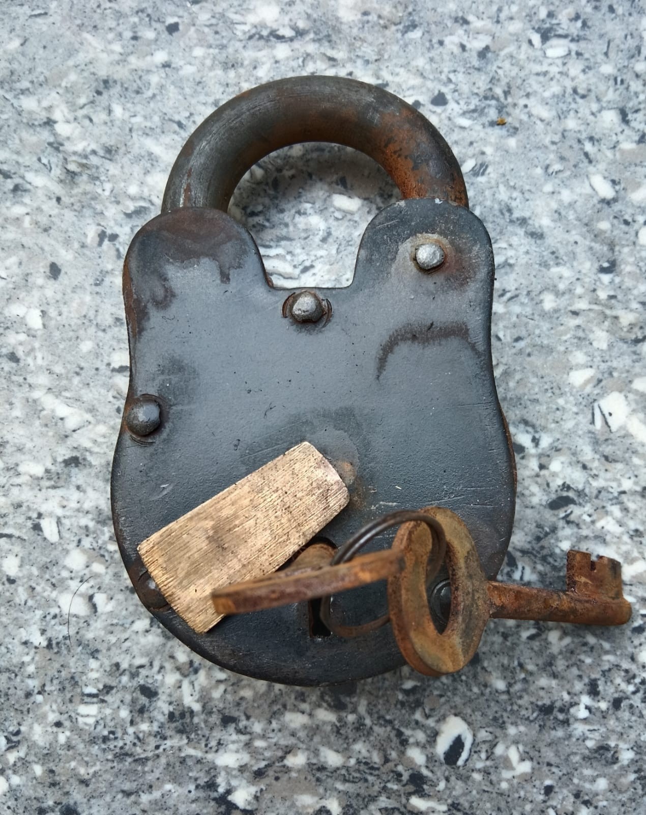 Antique Style 5'' Padlock Lock and 2 Key Old Vintage Antique padlock