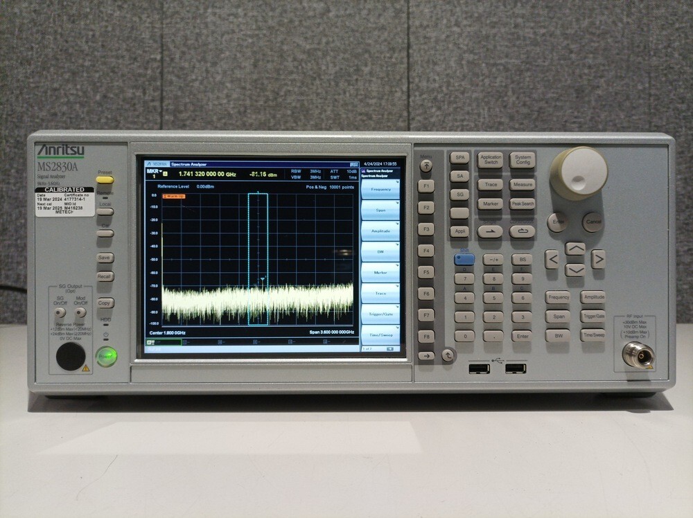 Anritsu MS2830A, Signal Analyzer, 9kHz-3.6GHz, OPT: 002, 005, 006, 040, CAL #