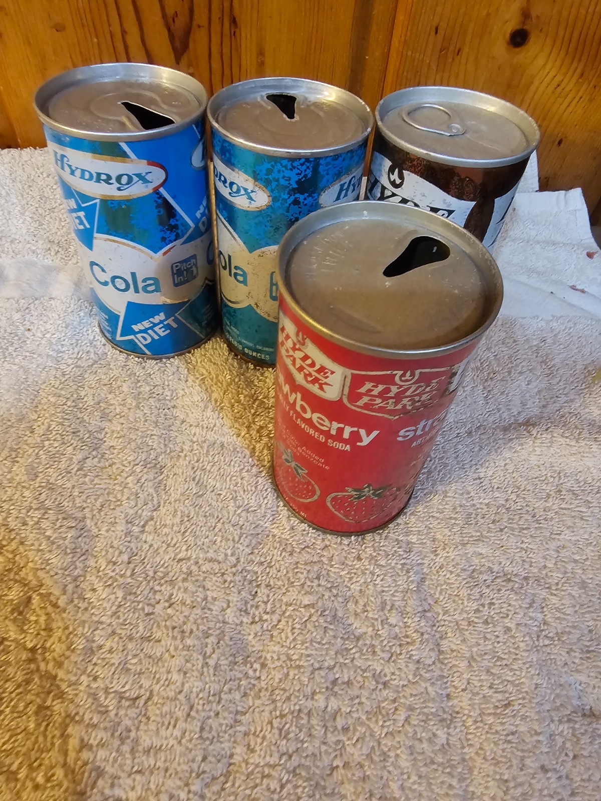4 DIFF HYDE PARK STEEL SODA CAN CANS EMPTY G