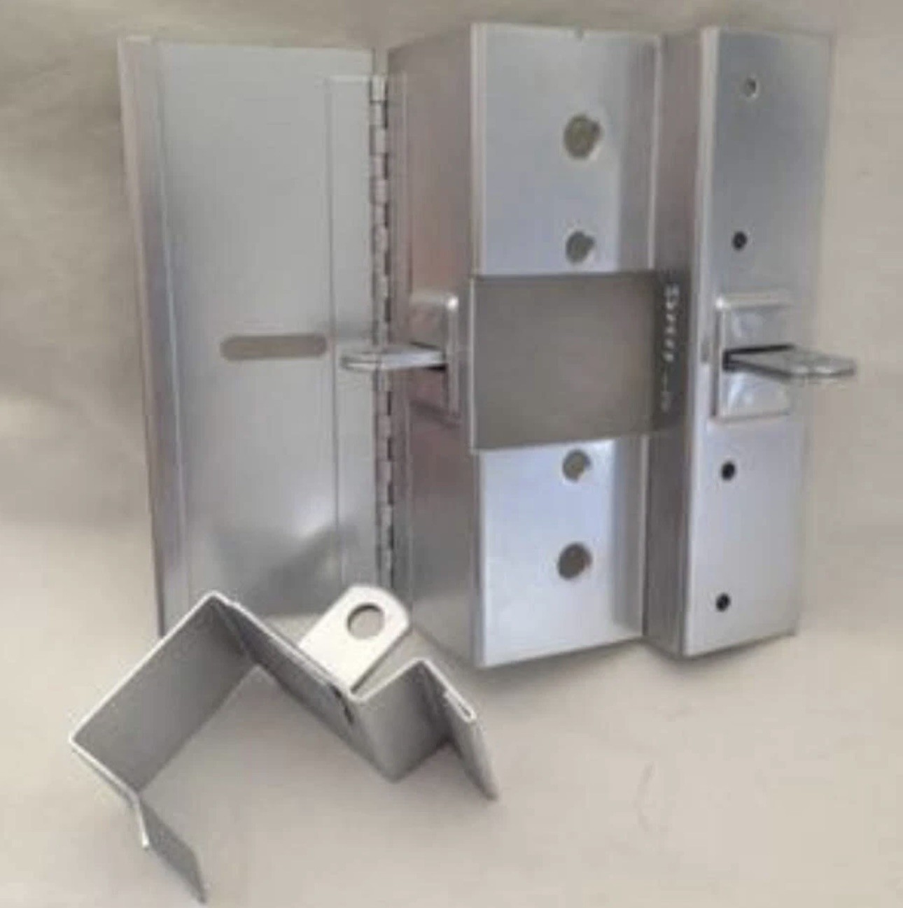 Universal Temporary Lock / Construction Hasp