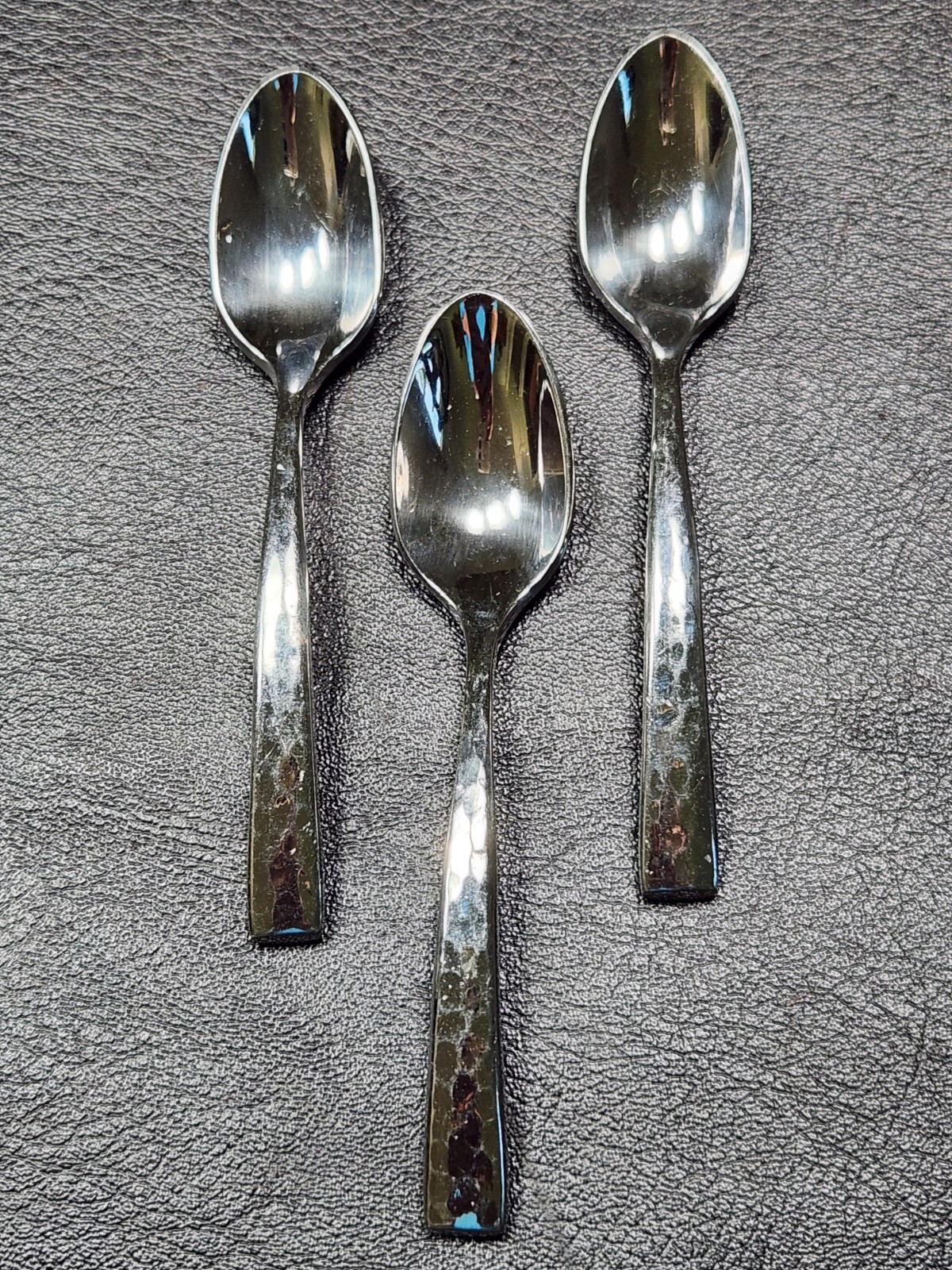 Oneida 18/10 Stainless Set of 3 Small Condiment Spoons Textured Handle