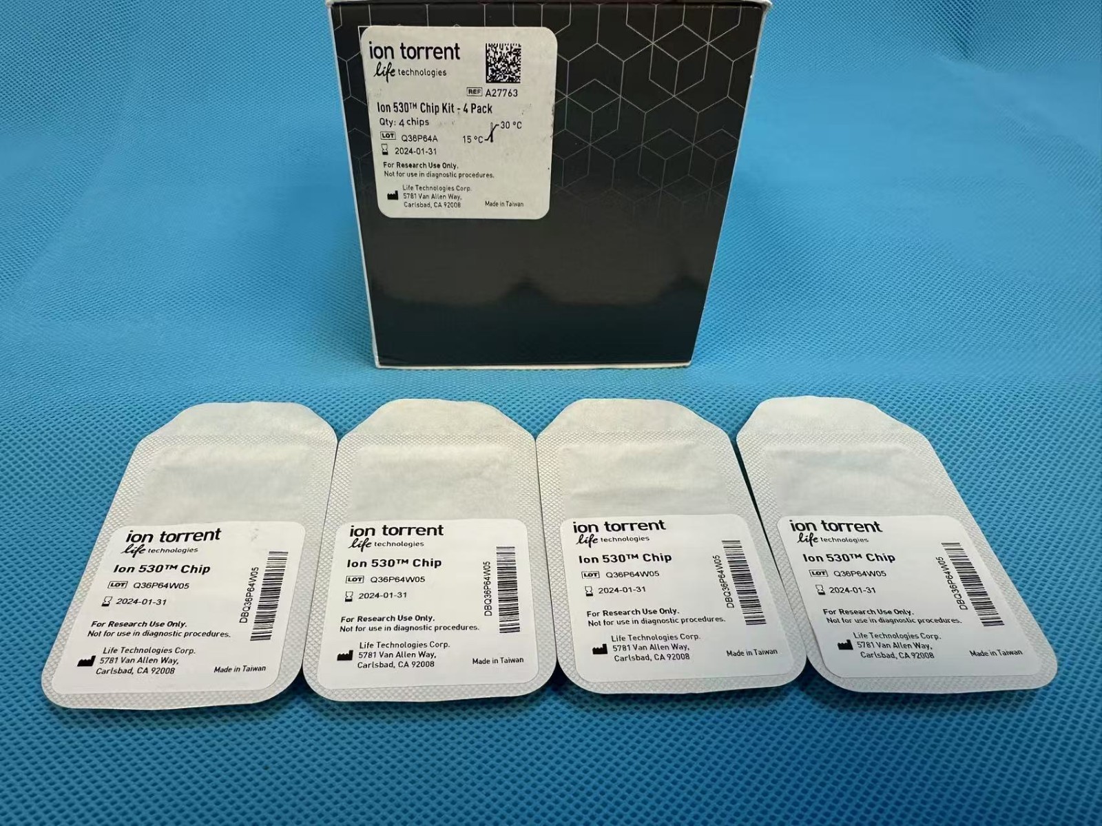 Thermo Fisher ion torrent ion 530 Chip Kit 4 S5 A27763 New exp