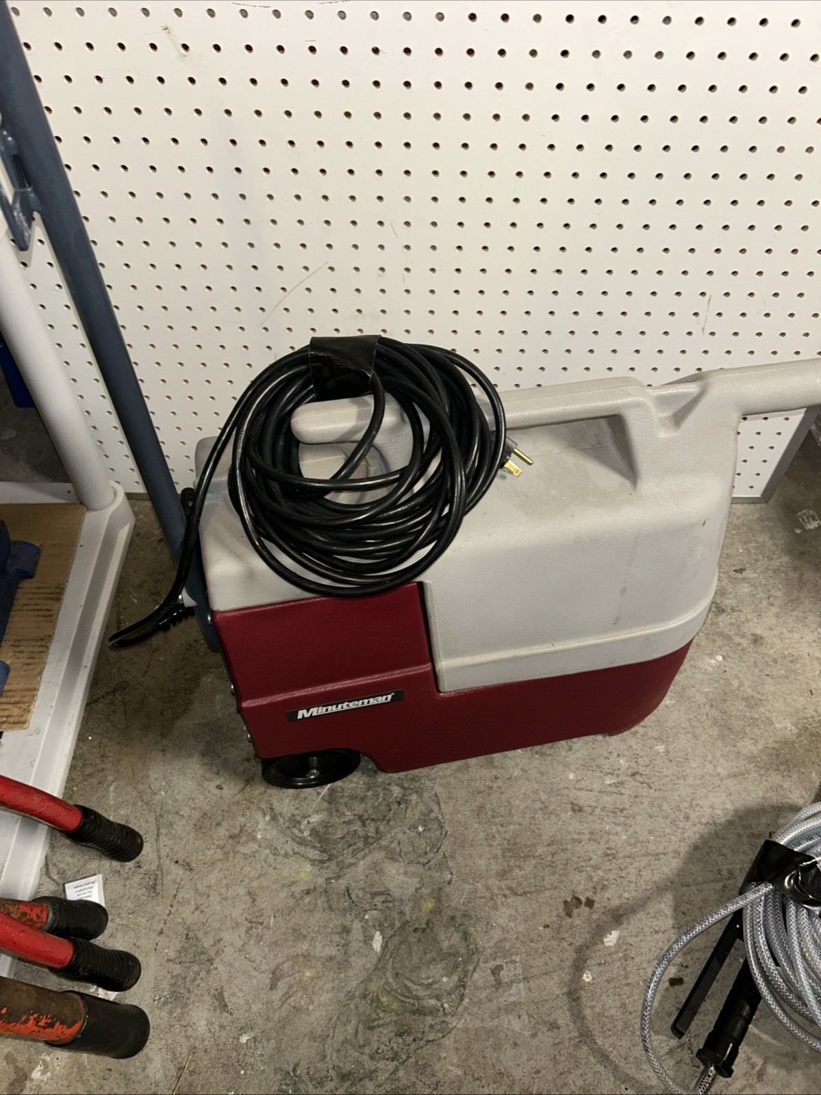 Minuteman Mist-It Powered Misting Disinfectant Sprayer C46200-00DS