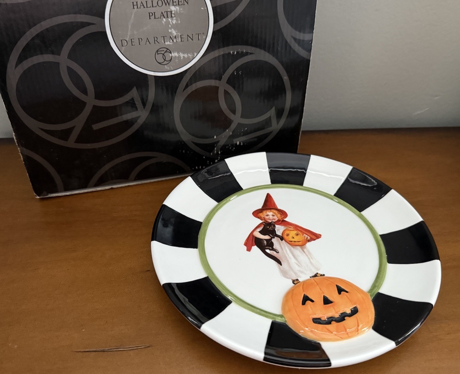 NOS Vintage Department 56 Halloween Pumpkin & Witch 8” Plate 56.34531 Retired