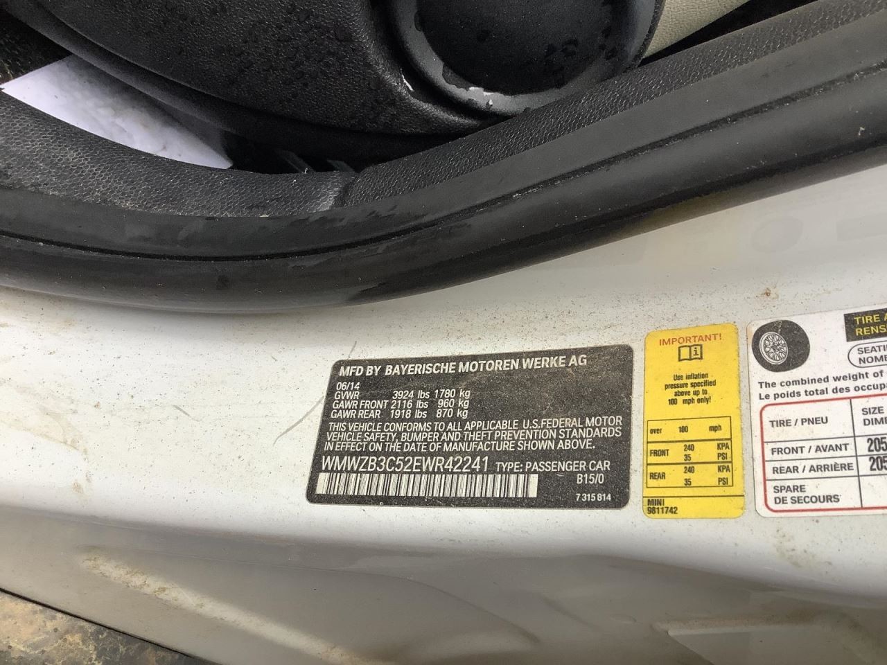 COUNTRYMA 2014 Glove Box 4661740