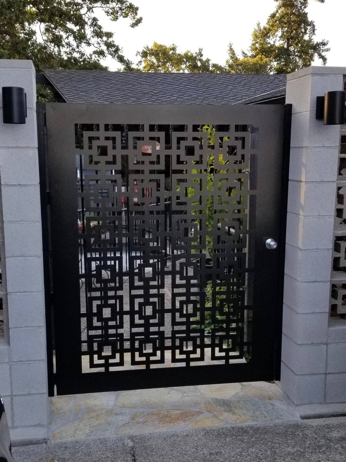 Contemporary modern metal gate, Modern Metal Gate, Custom size Art Pedestrian