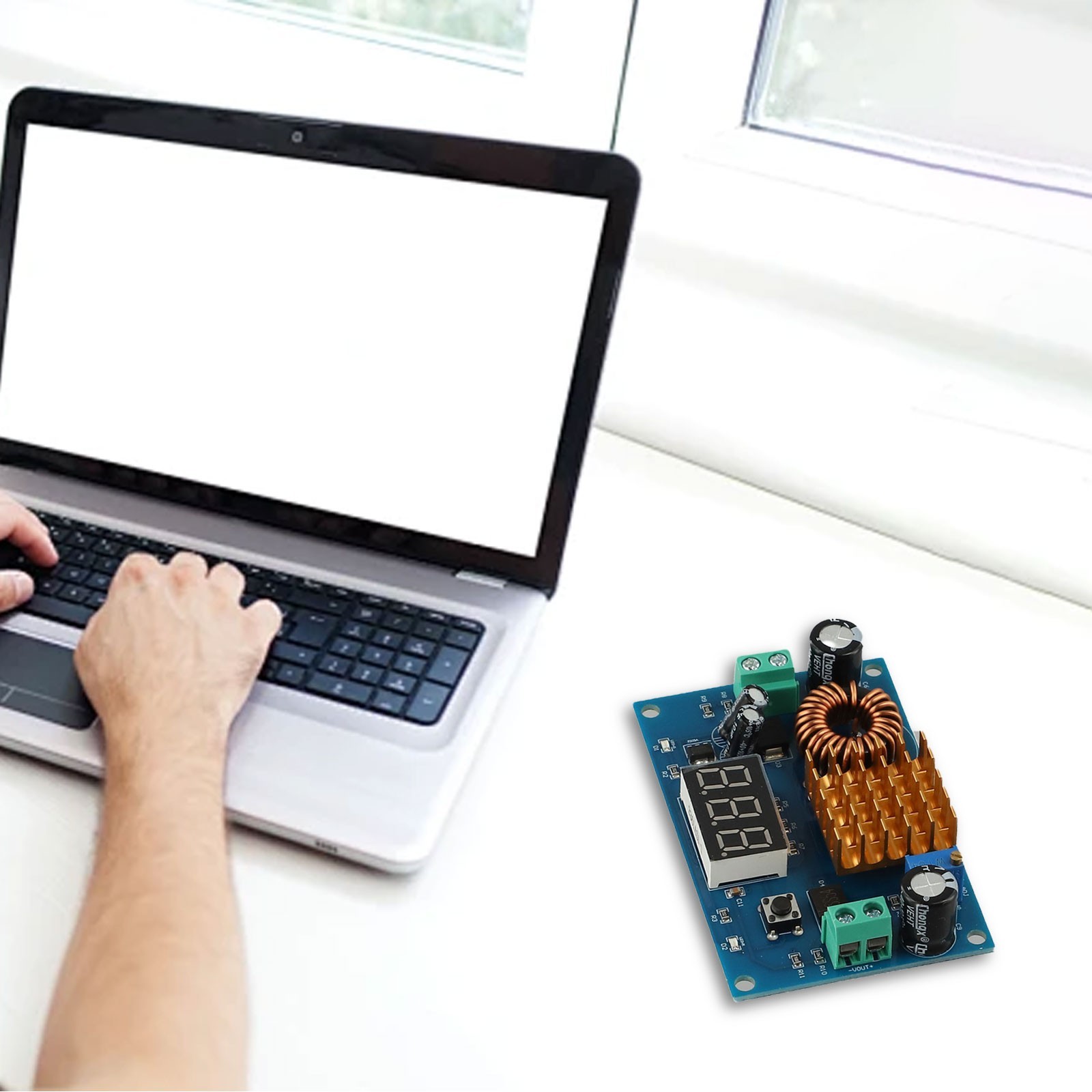Step Up Voltage Module for Solar Panel Regulation Input from Li ion Battery