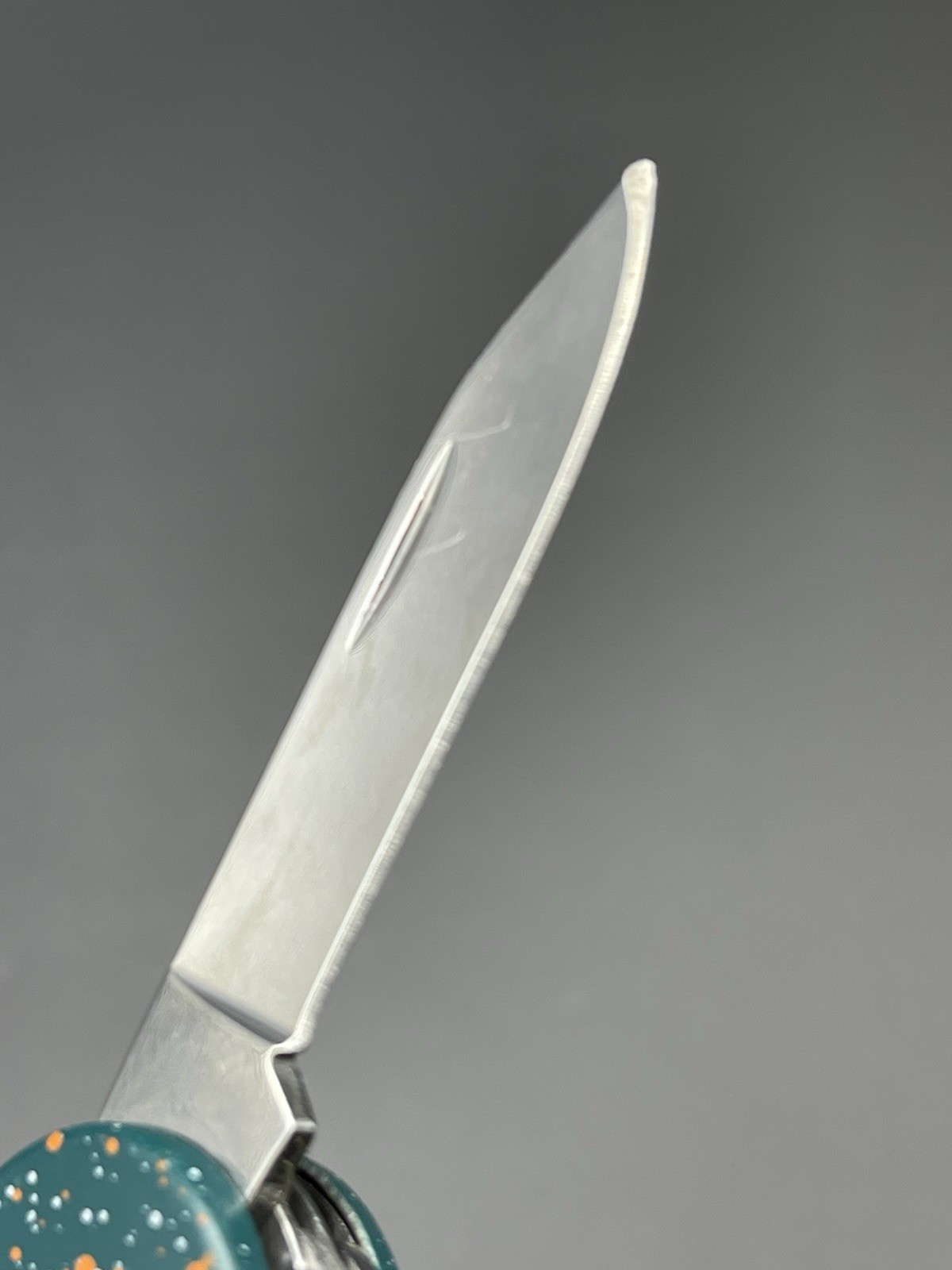 Gentleman’s Hardware Folding Pocket Knife Multitool fire starter