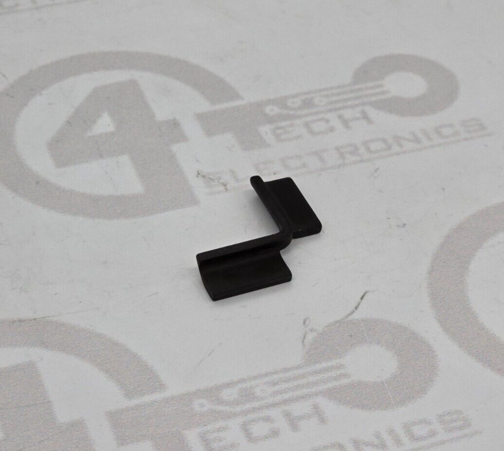 Universal Instruments Corner Bracket 30714301