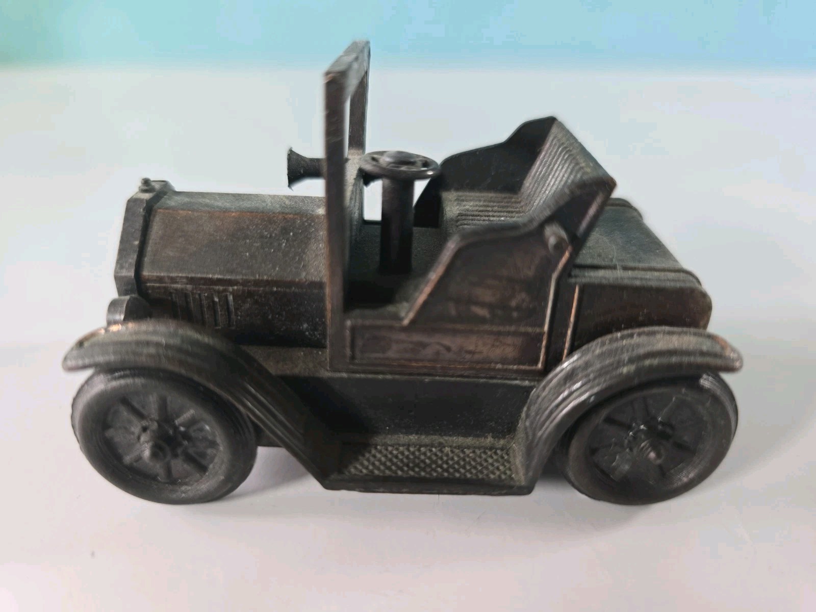 Vintage Metal Rolling "1917" Old Fashioned Car Shaped Pencil Sharpener