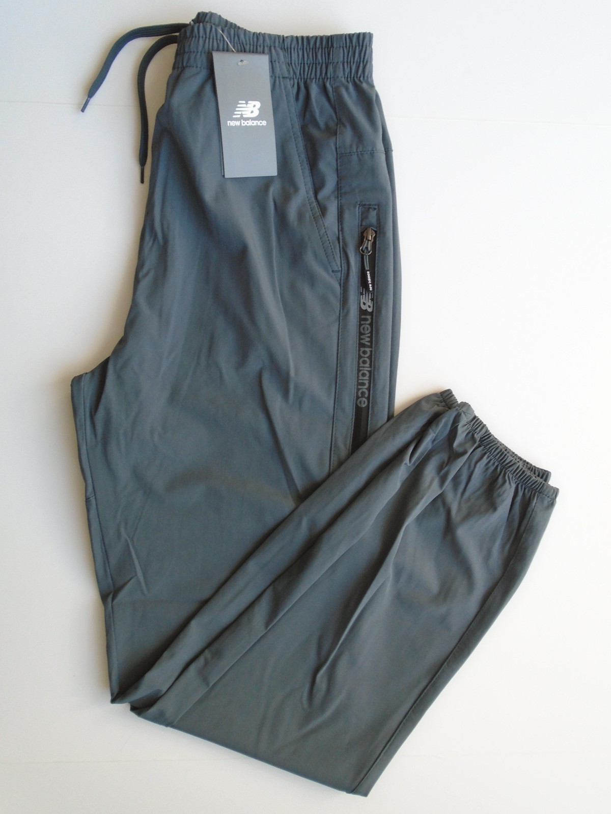 NEW BALANCE All Motion JOGGERS Mens Running Pants B-Gray Logo Pkt. Size S,M,L