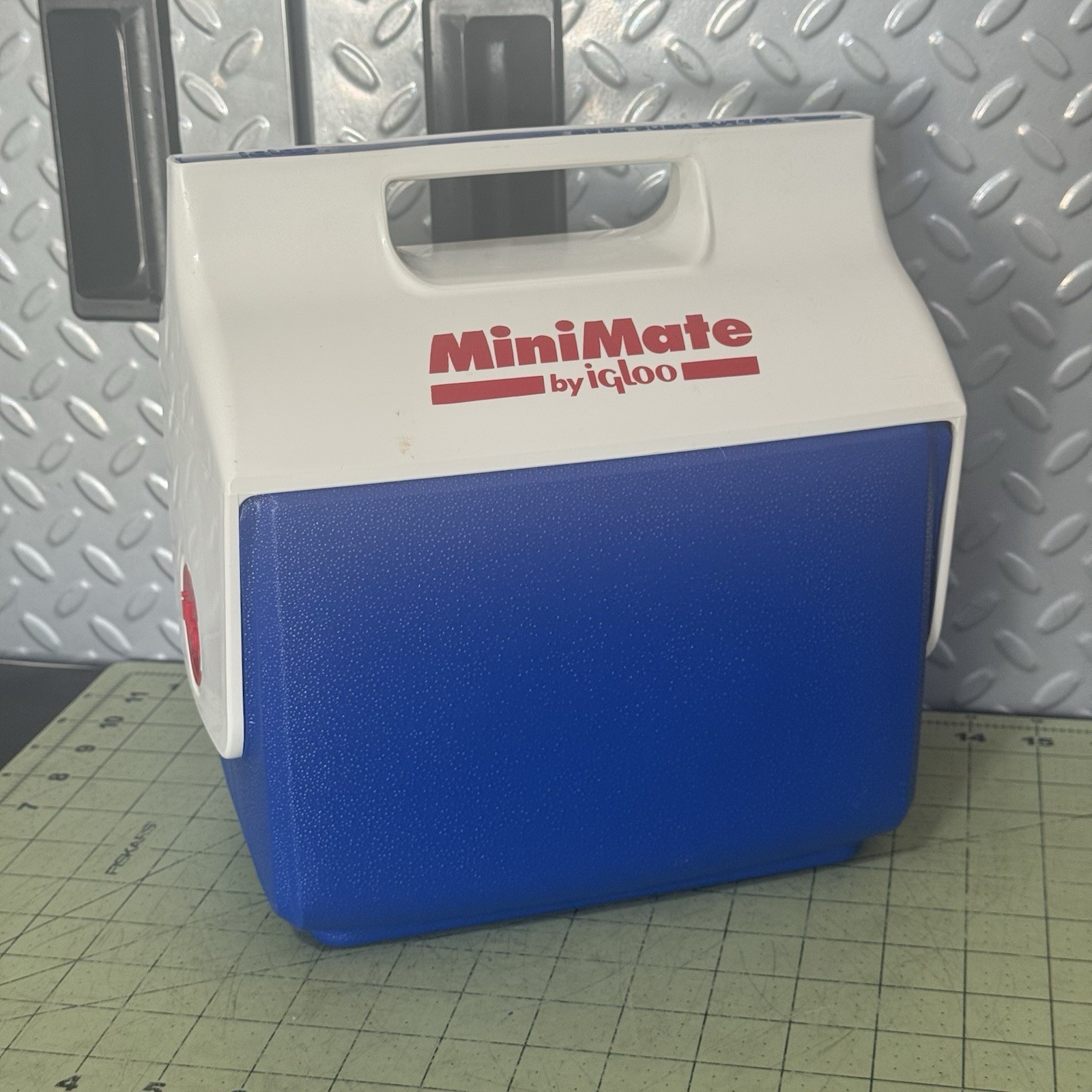 Vintage Blue Mini Mate Igloo Cooler 6 pack