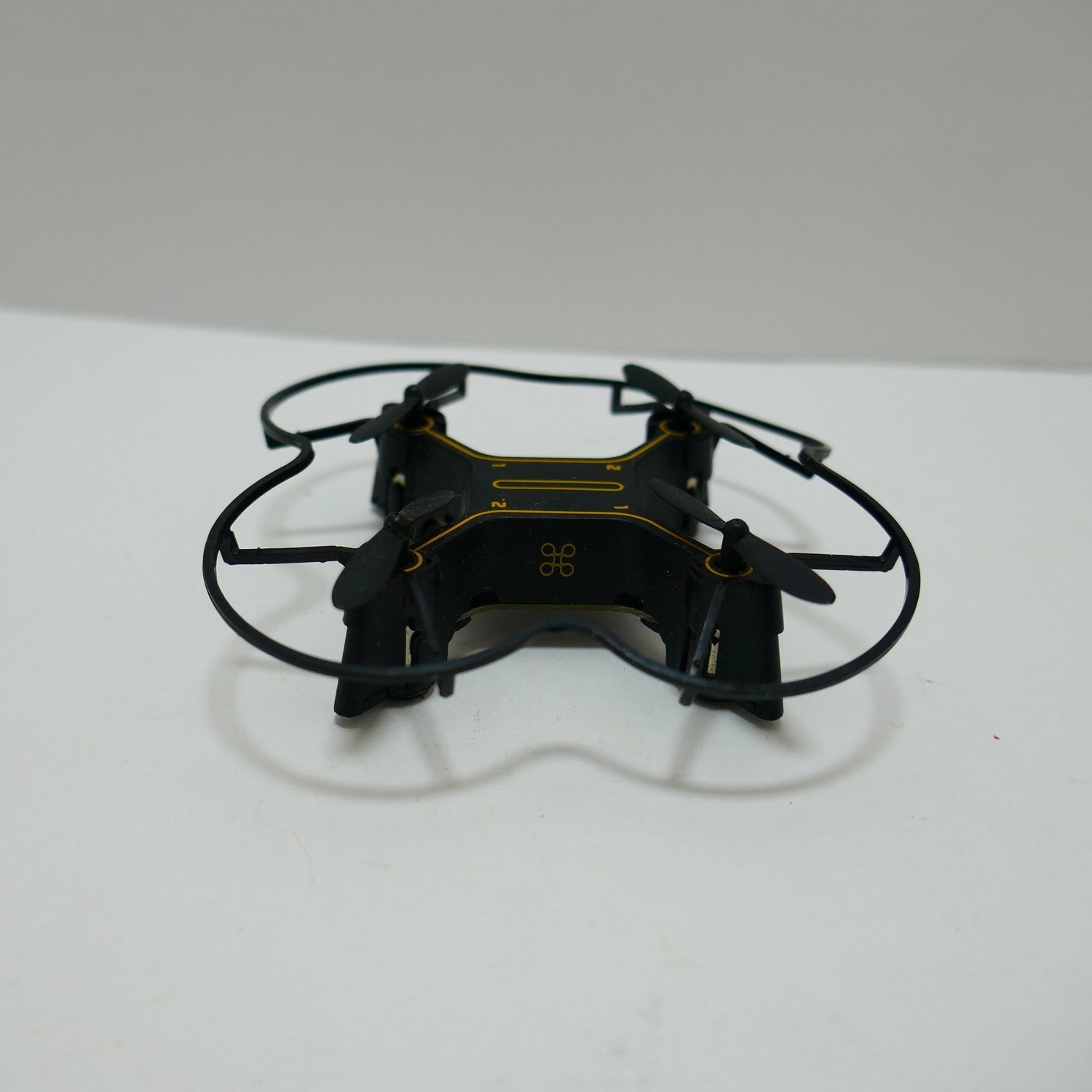 Sharper Image Auto Pilot DX-1 Micro Drone X2 Drones Lot All in Pics-not tested