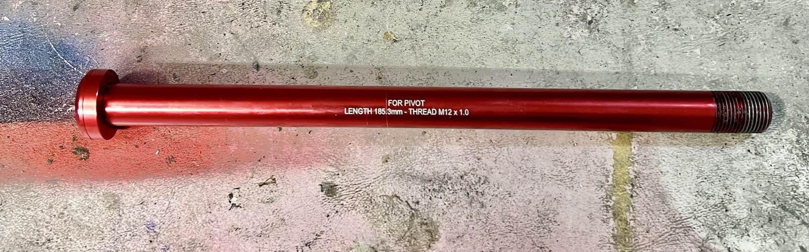 Burgtec Pivot 185.3mm UDH Rear Axle - Race Red 12x157 Super Boost Spacing