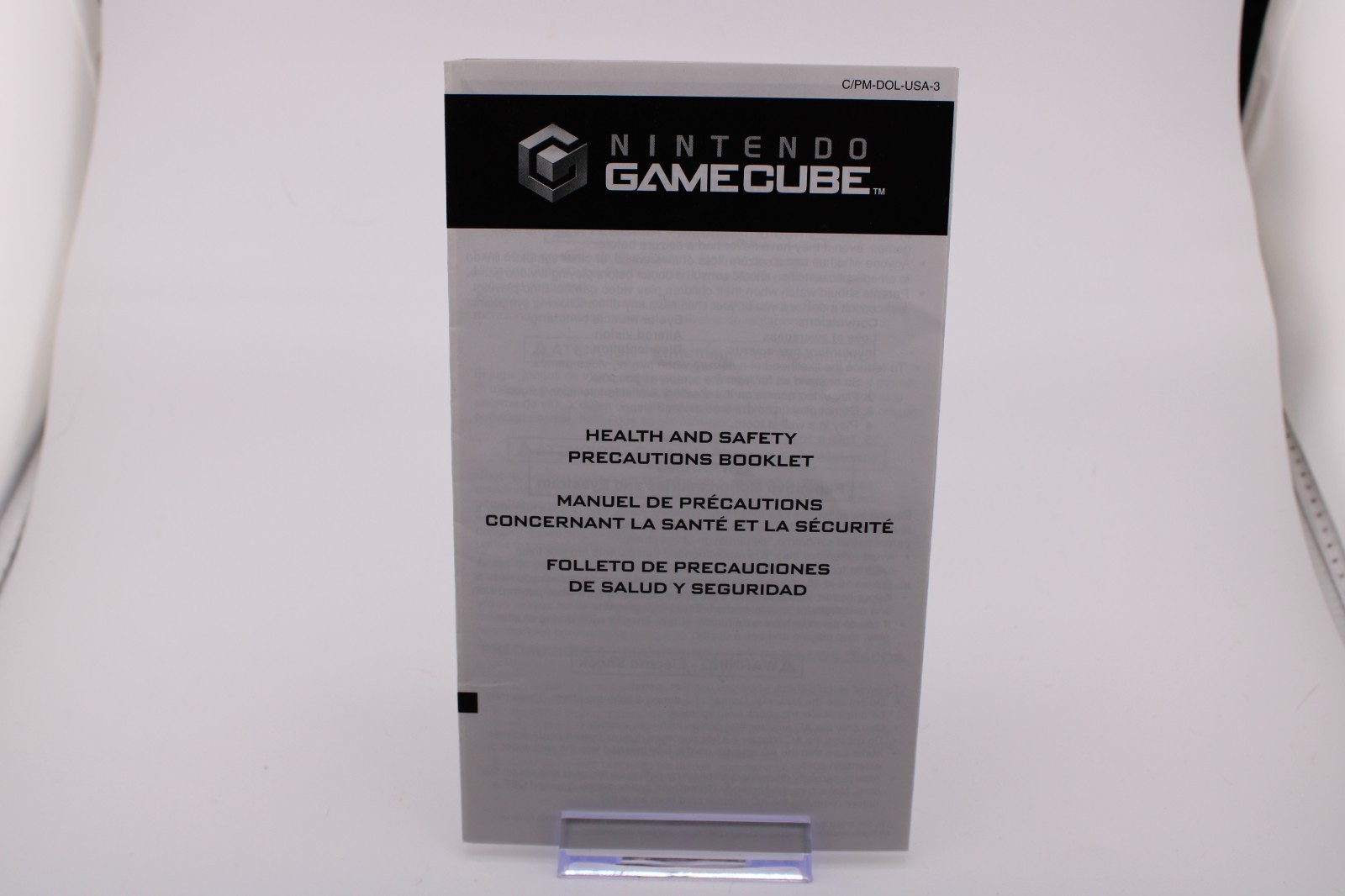 Nintendo Gamecube Health And Safety Precautions Booklet White