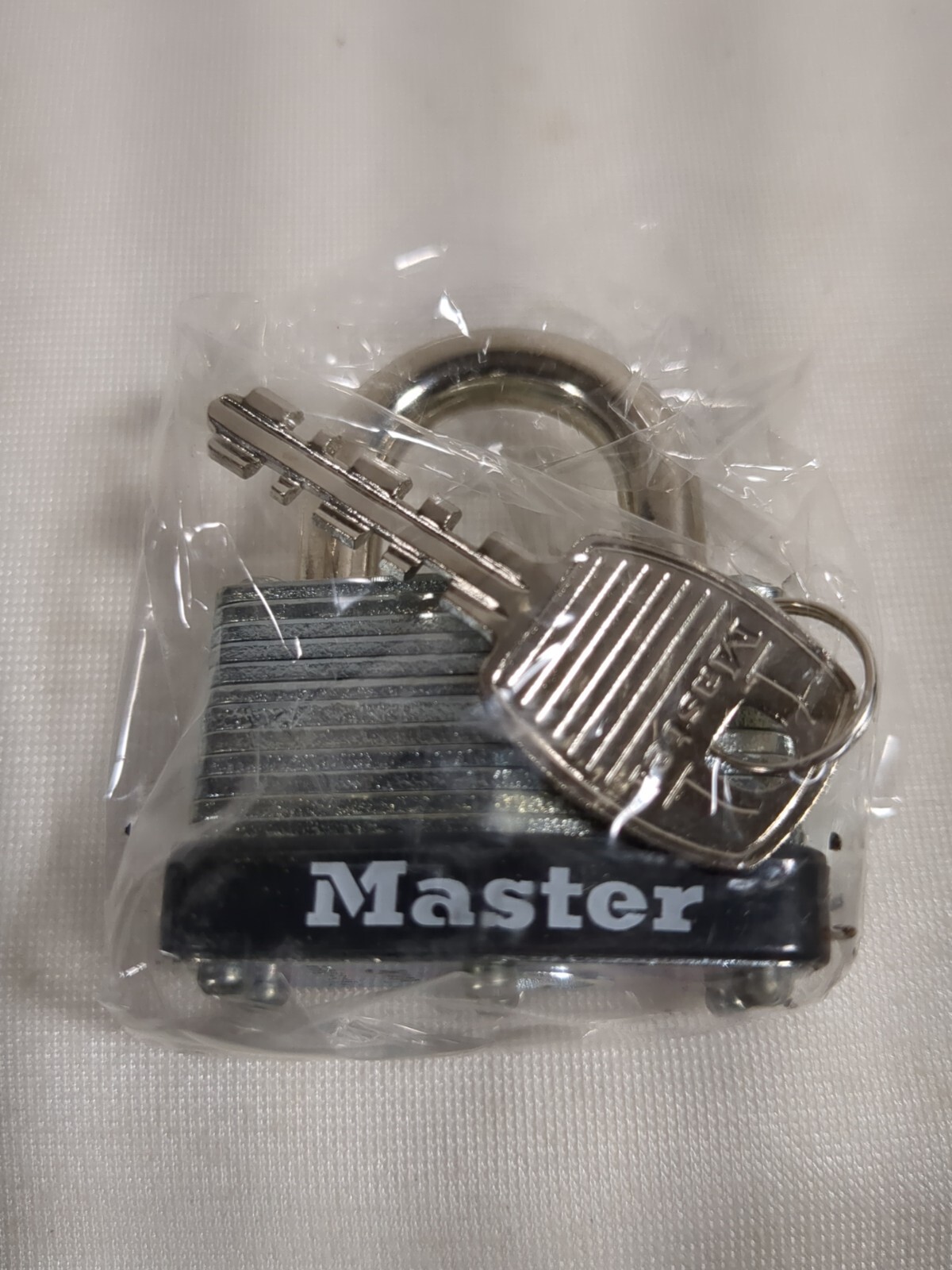 Master Lock 500KA Padlock w/Key And Box