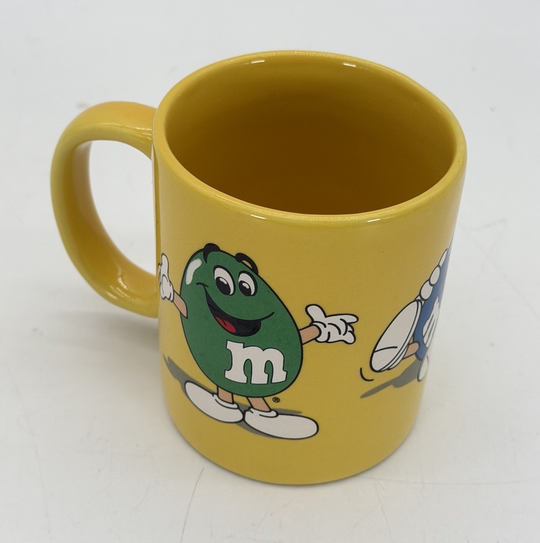 Vintage 1996 Mars M&M’s Characters Cartoon Collectible Coffee Mug Yellow RARE