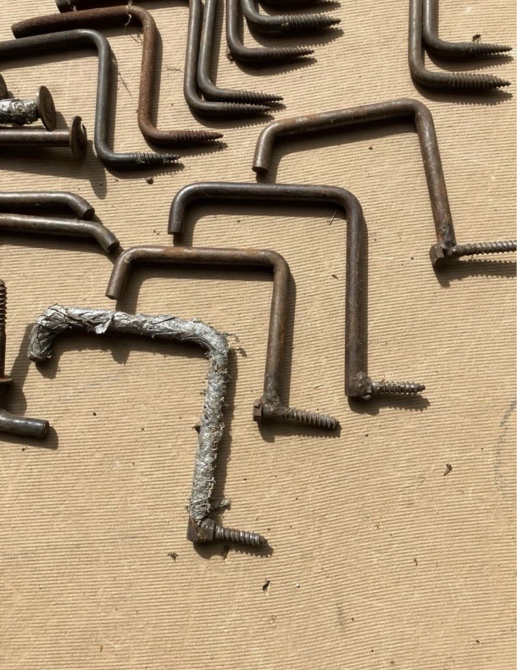 18 Tree Stand Screw In Steps & 1 Stabilizing T Screw Used