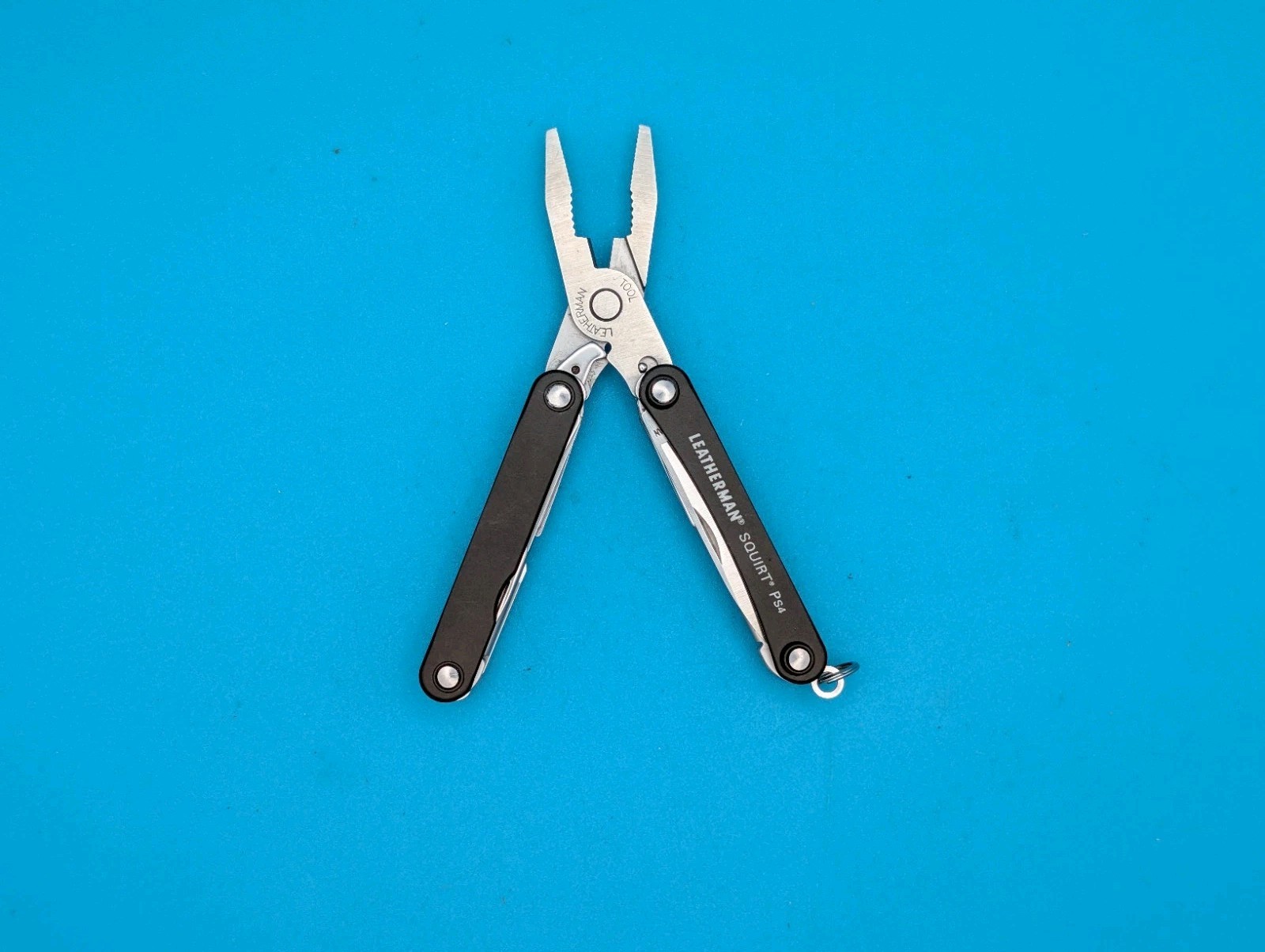 Leatherman SQUIRT PS4 Multi-Tool! BLACK! *broken scissors spring*
