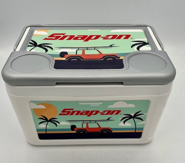 Vintage Snap-on Branded Lunch Cooler Box Gott Model 1806 or 1818. NWOT.