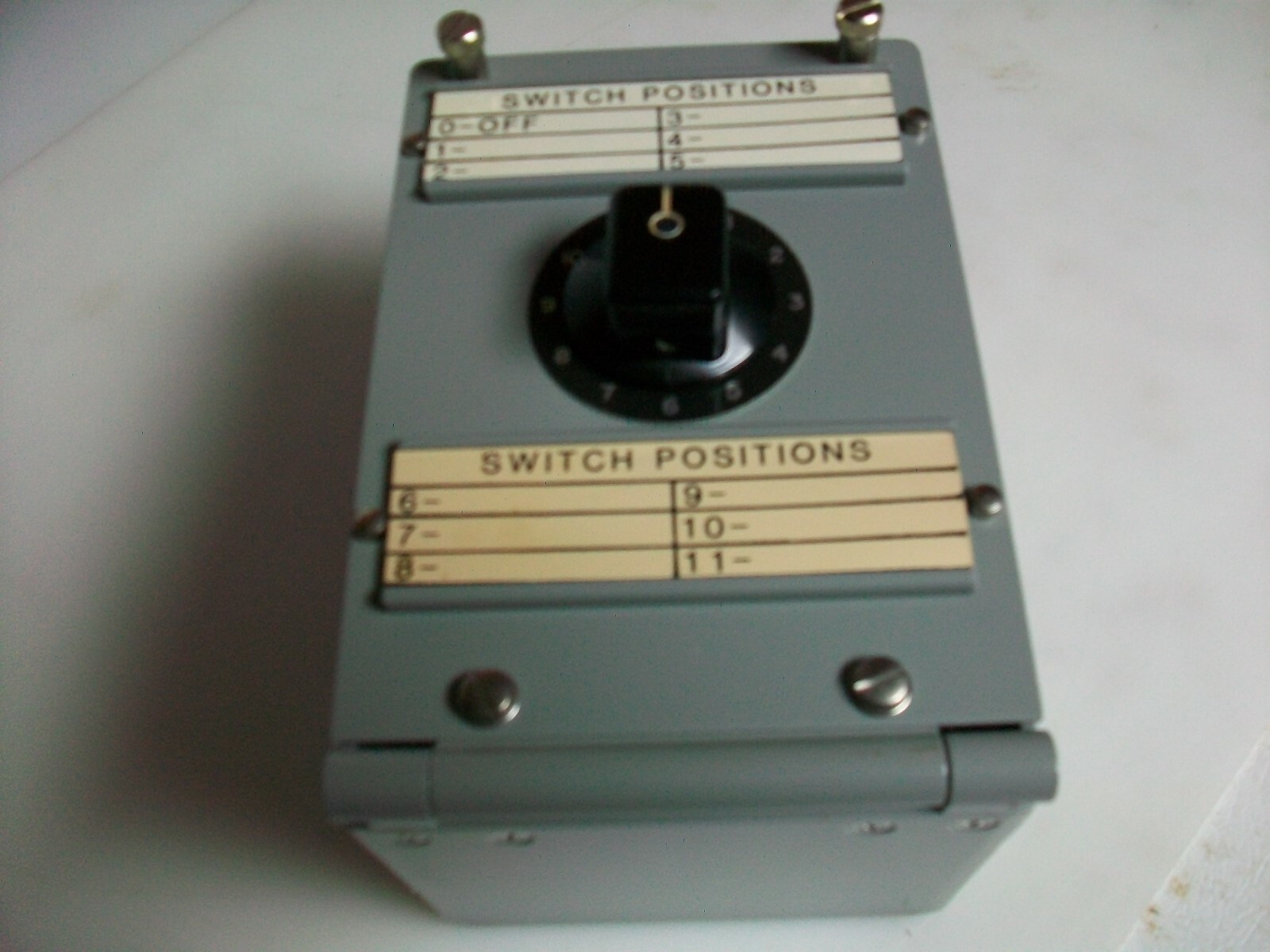 TABET MFG. CO. 12 POSITION 2 POLE - SELECTOR SWITCH BOX