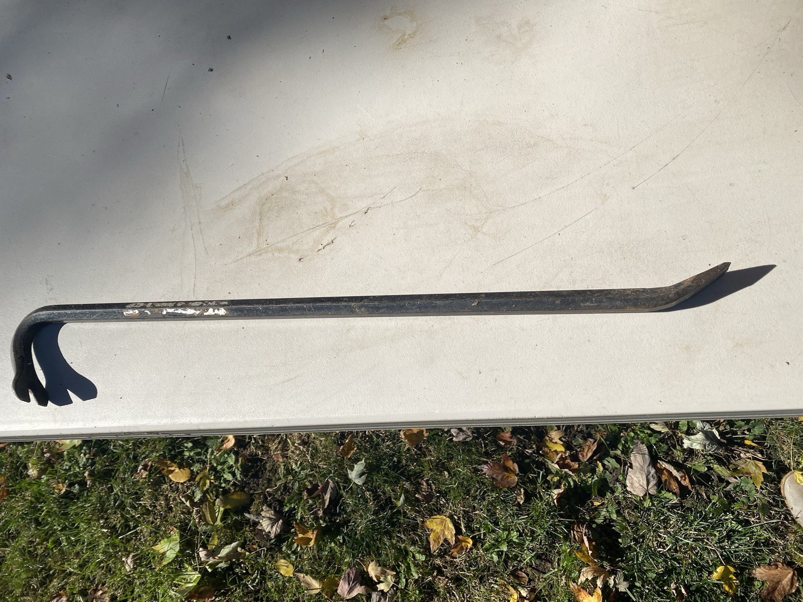 Large Gooseneck Crow Bar Nail Remover 33”