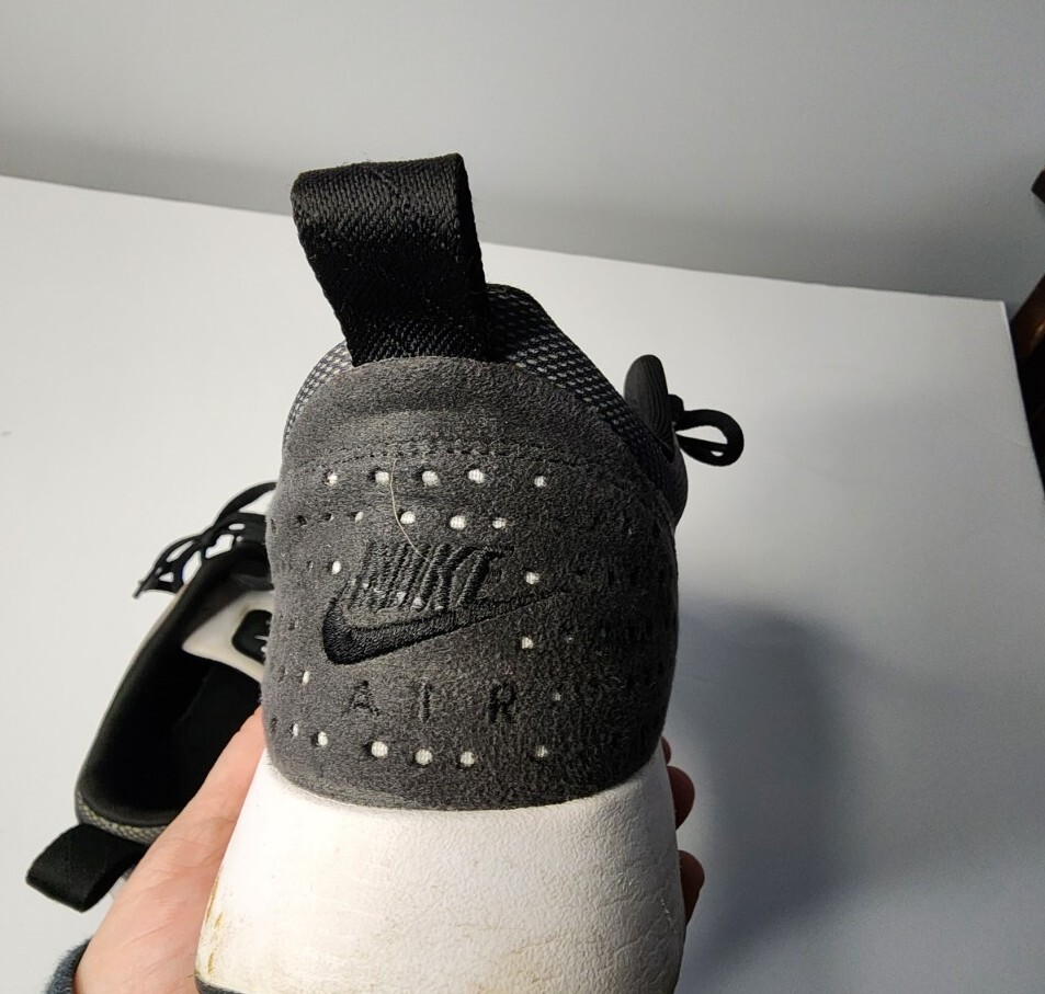 Nike Air Max Tavas Women's Size 8.5