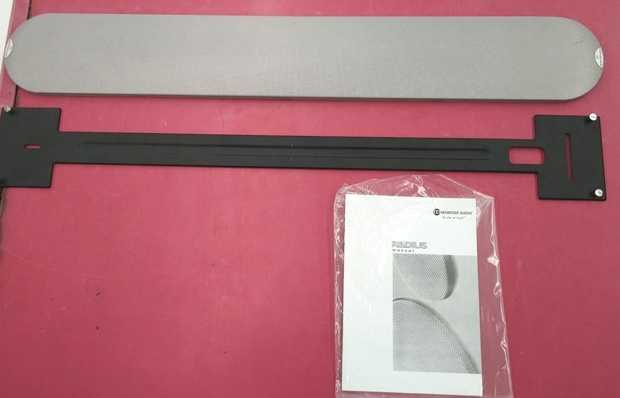 Monitor Audio Center Speaker Radius 250 Used