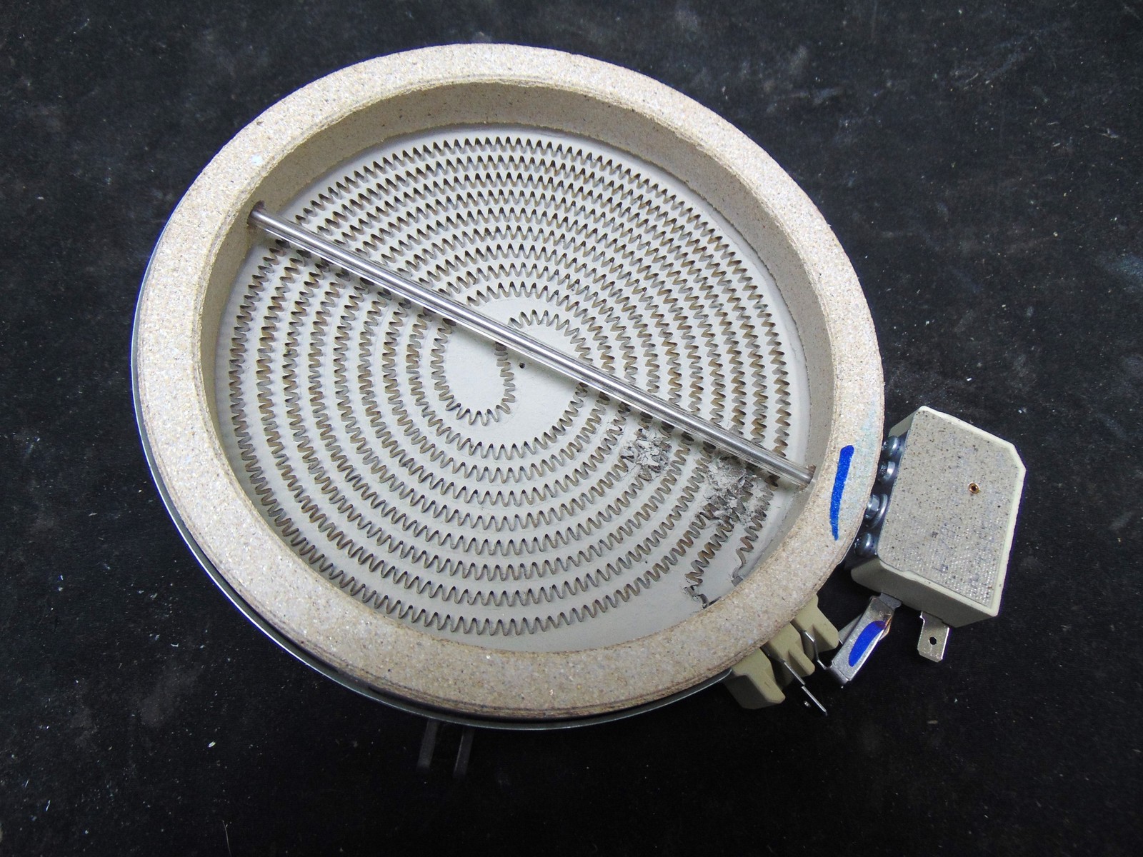 Whirlpool Range WFES5030RZ0 Heating Element Small W10248261