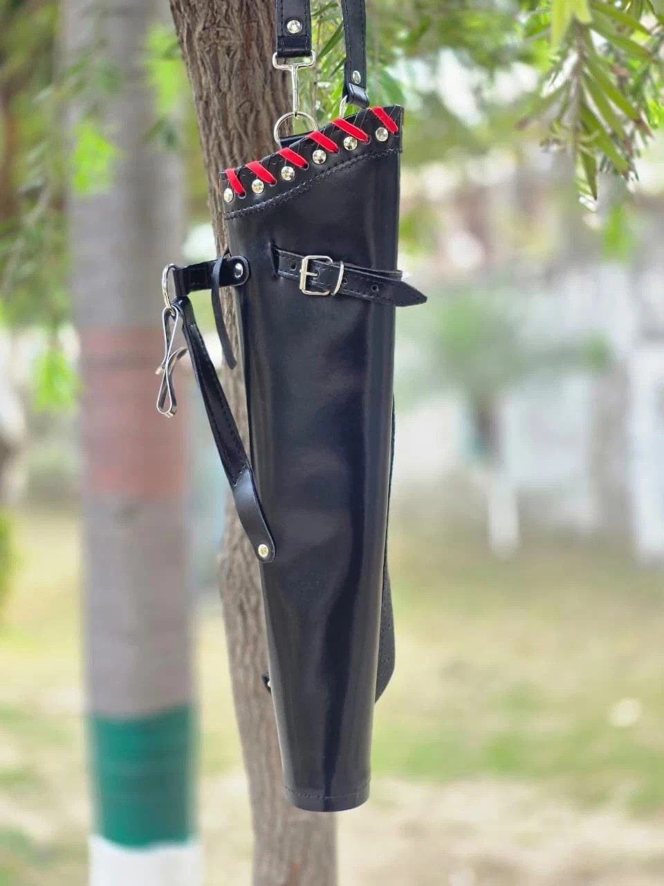 Handmade Leather Archery Quiver Black Adjustable Shoulder Arrow Holder