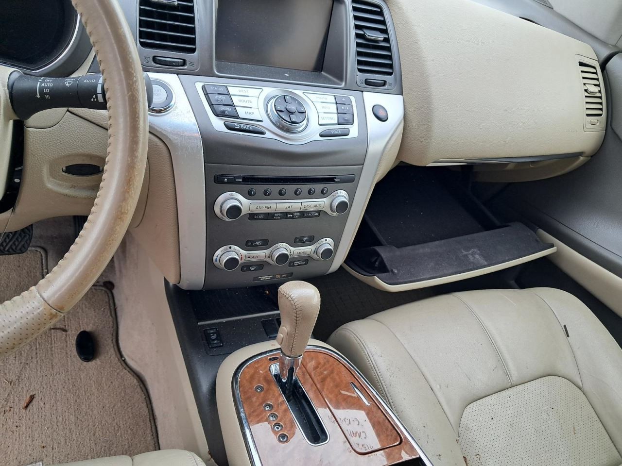 MURANO    2014 Glove Box 4748840