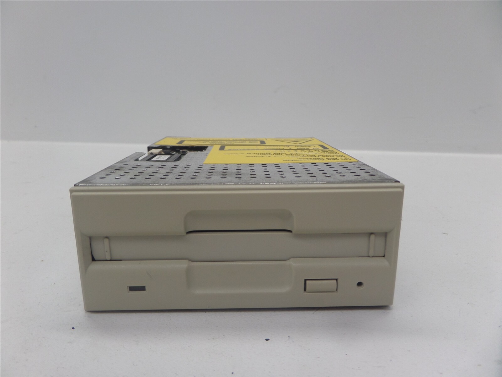 Matsushita LF-3002 3.5" Optical Drive - Beige Bezel
